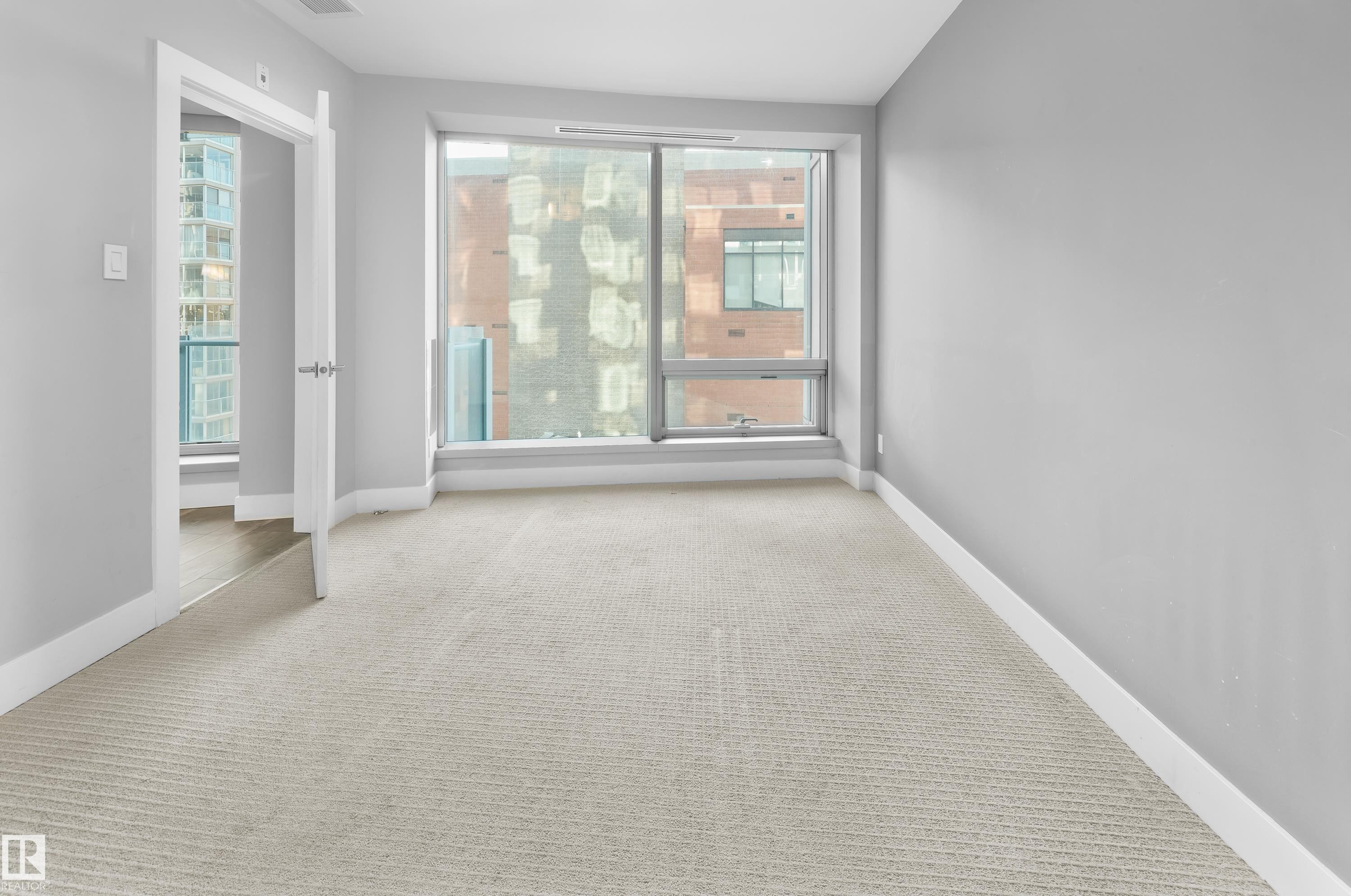502 11969 Jasper Avenue, Edmonton, AB - Indoor Photo Showing Other Room
