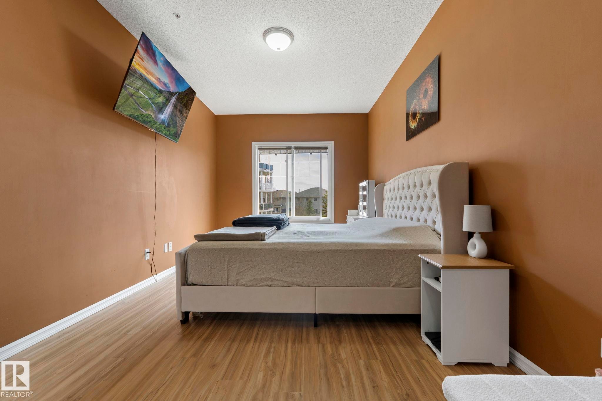 237 263 Macewan Road, Edmonton, AB - Indoor Photo Showing Bedroom