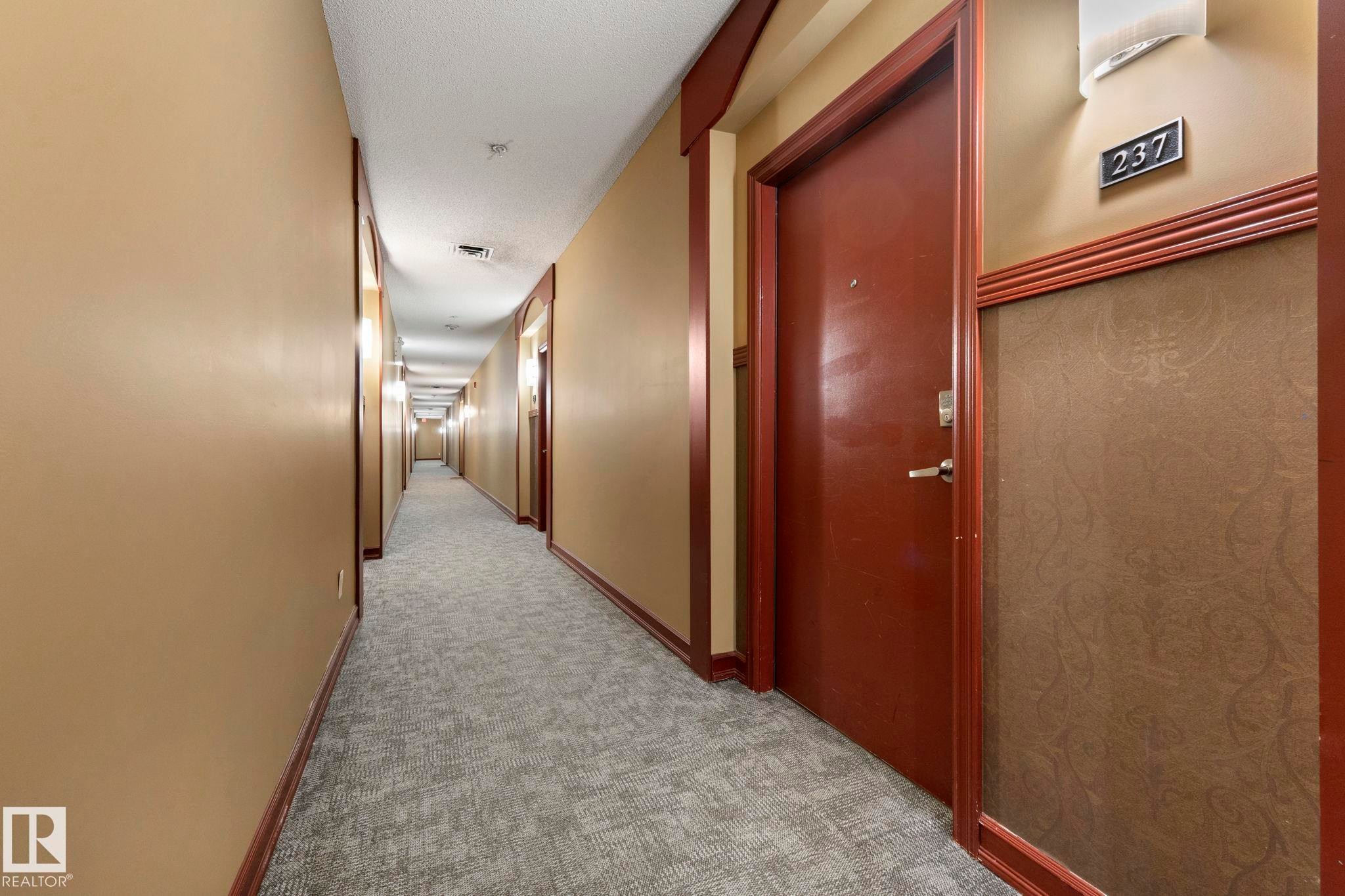 237 263 Macewan Road, Edmonton, AB - Indoor Photo Showing Other Room
