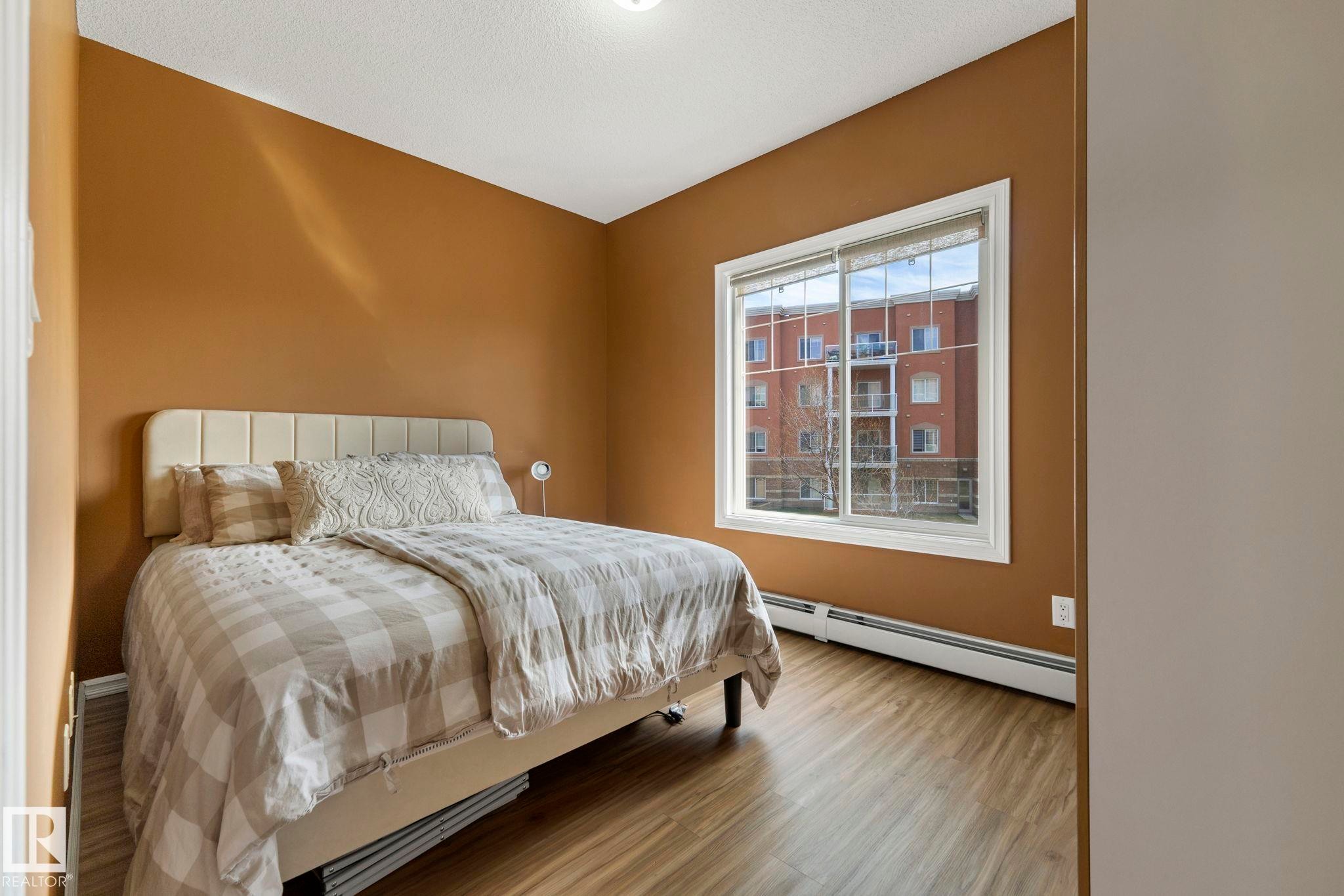 237 263 Macewan Road, Edmonton, AB - Indoor Photo Showing Bedroom