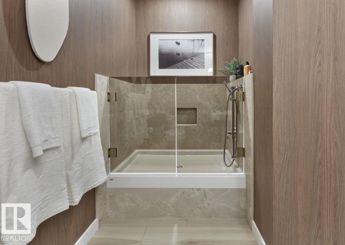2131 194 Street Nw, Edmonton, AB - Indoor Photo Showing Bathroom