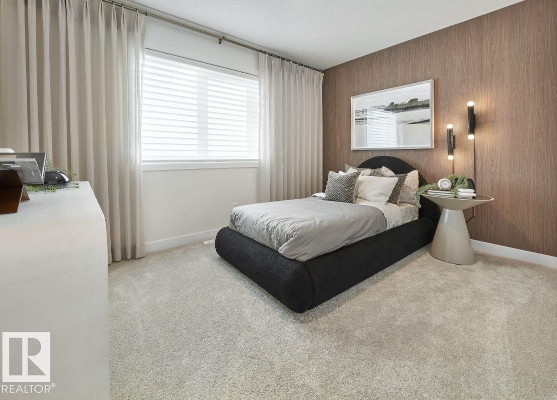 Bedroom featuring light colored carpet and baseboards - 2131 194 Street Nw, Edmonton, AB - Indoor Photo Showing Bedroom