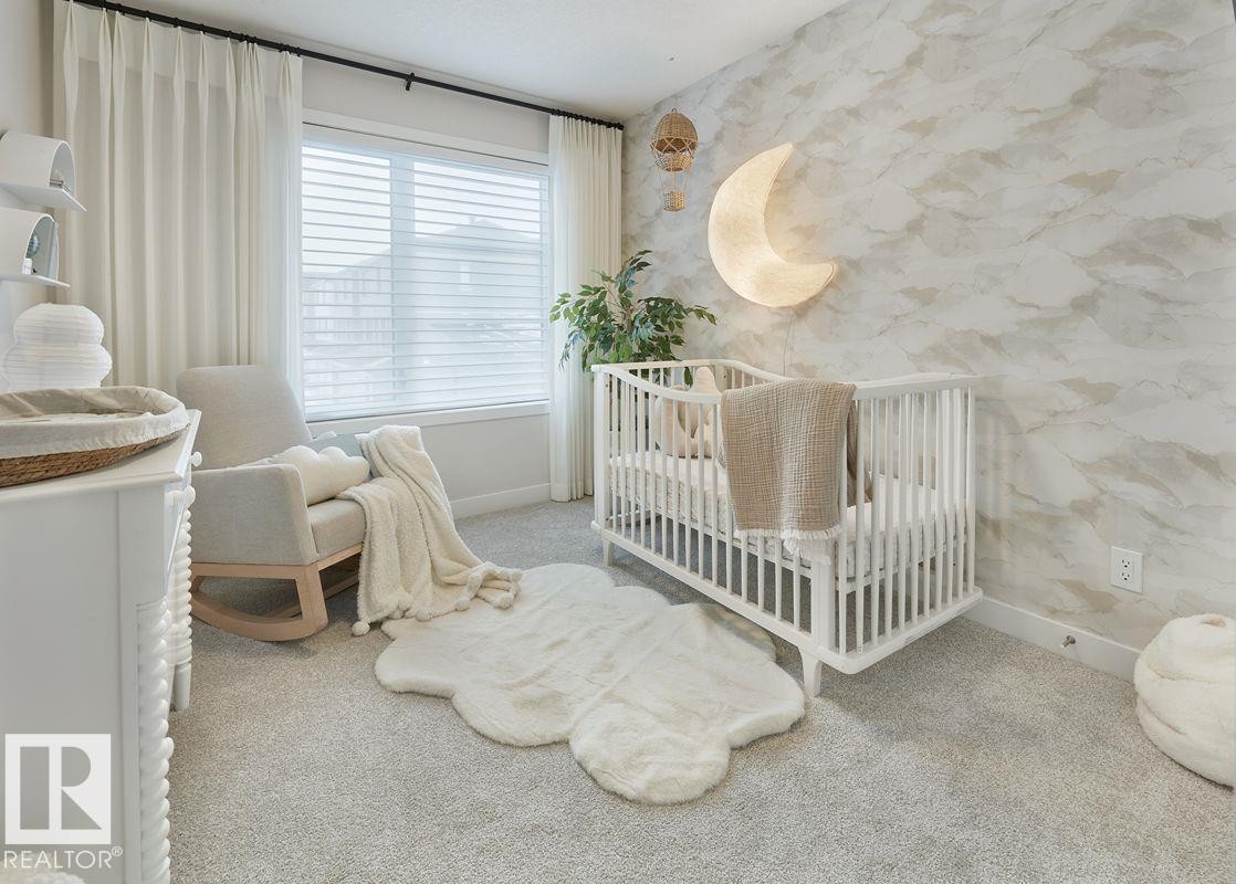 17515 7 Street, Edmonton, AB - Indoor Photo Showing Other Room