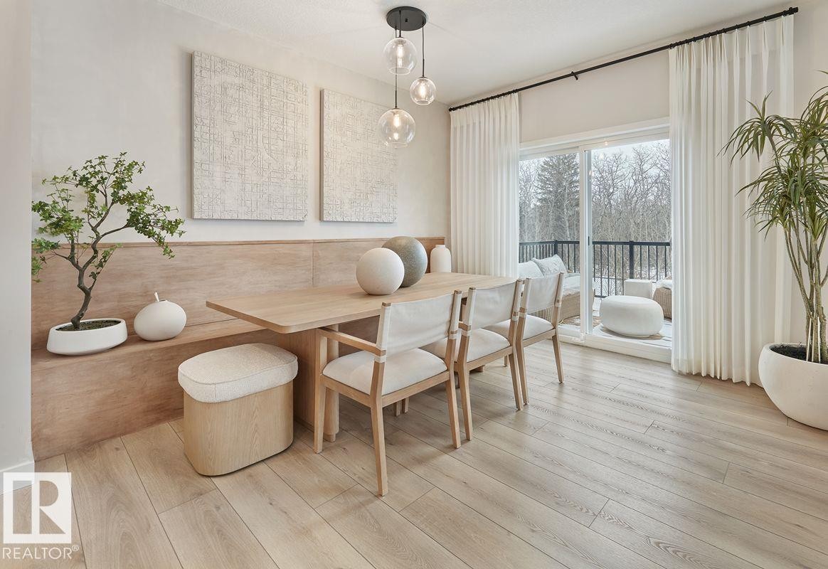 17515 7 Street, Edmonton, AB - Indoor Photo Showing Dining Room