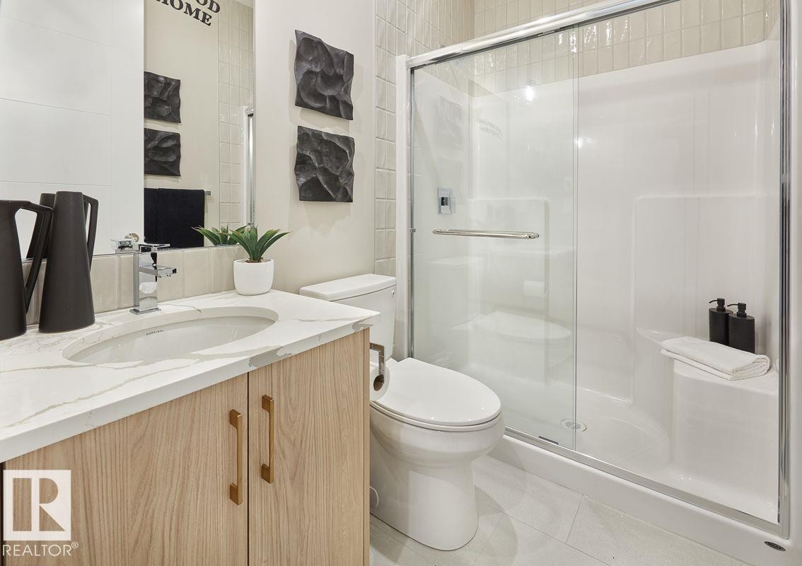 17519 7 Street, Edmonton, AB - Indoor Photo Showing Bathroom