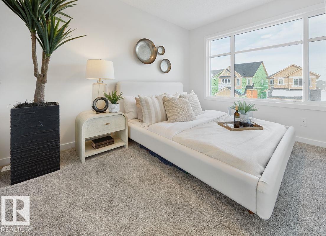 307 173 Avenue Nw, Edmonton, AB - Indoor Photo Showing Bedroom