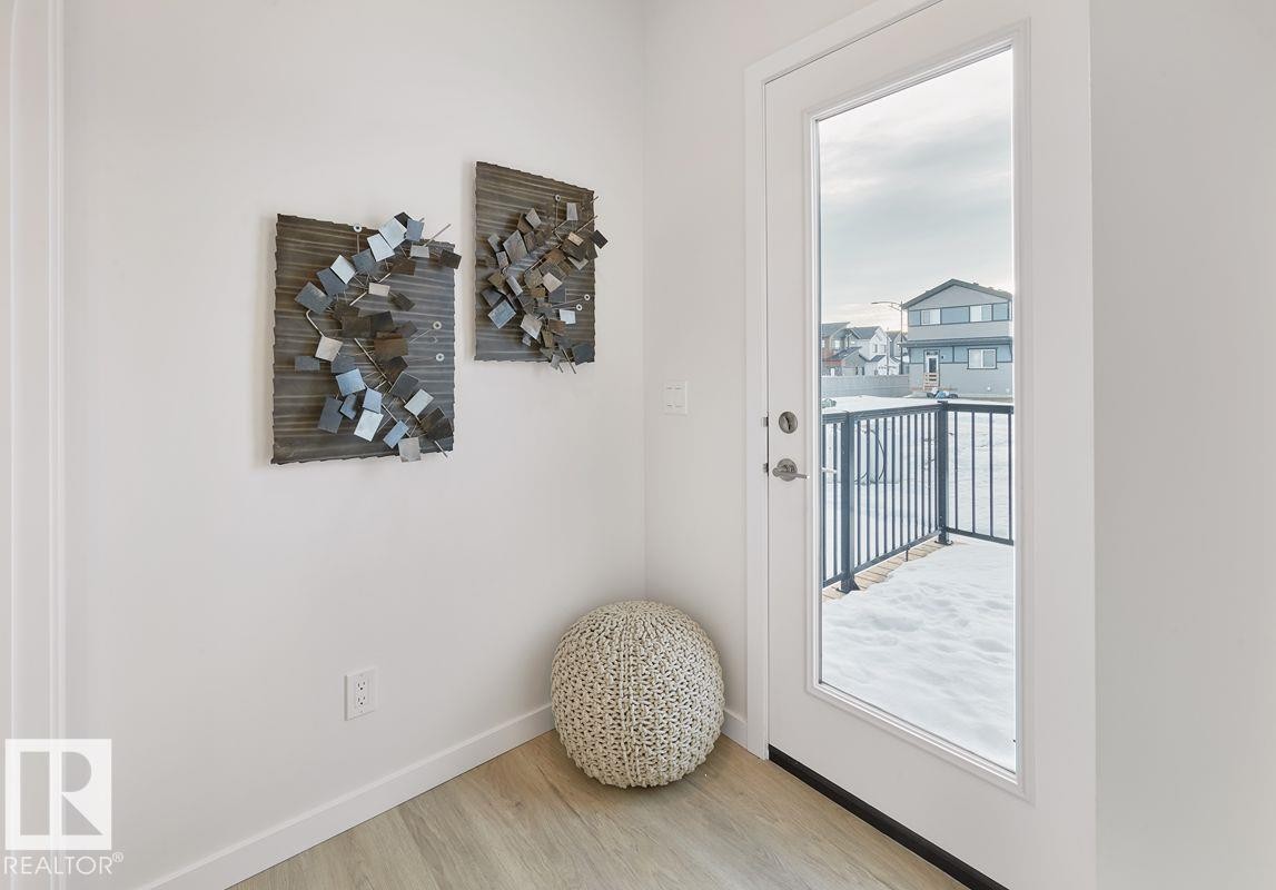 307 173 Avenue Nw, Edmonton, AB - Indoor Photo Showing Other Room