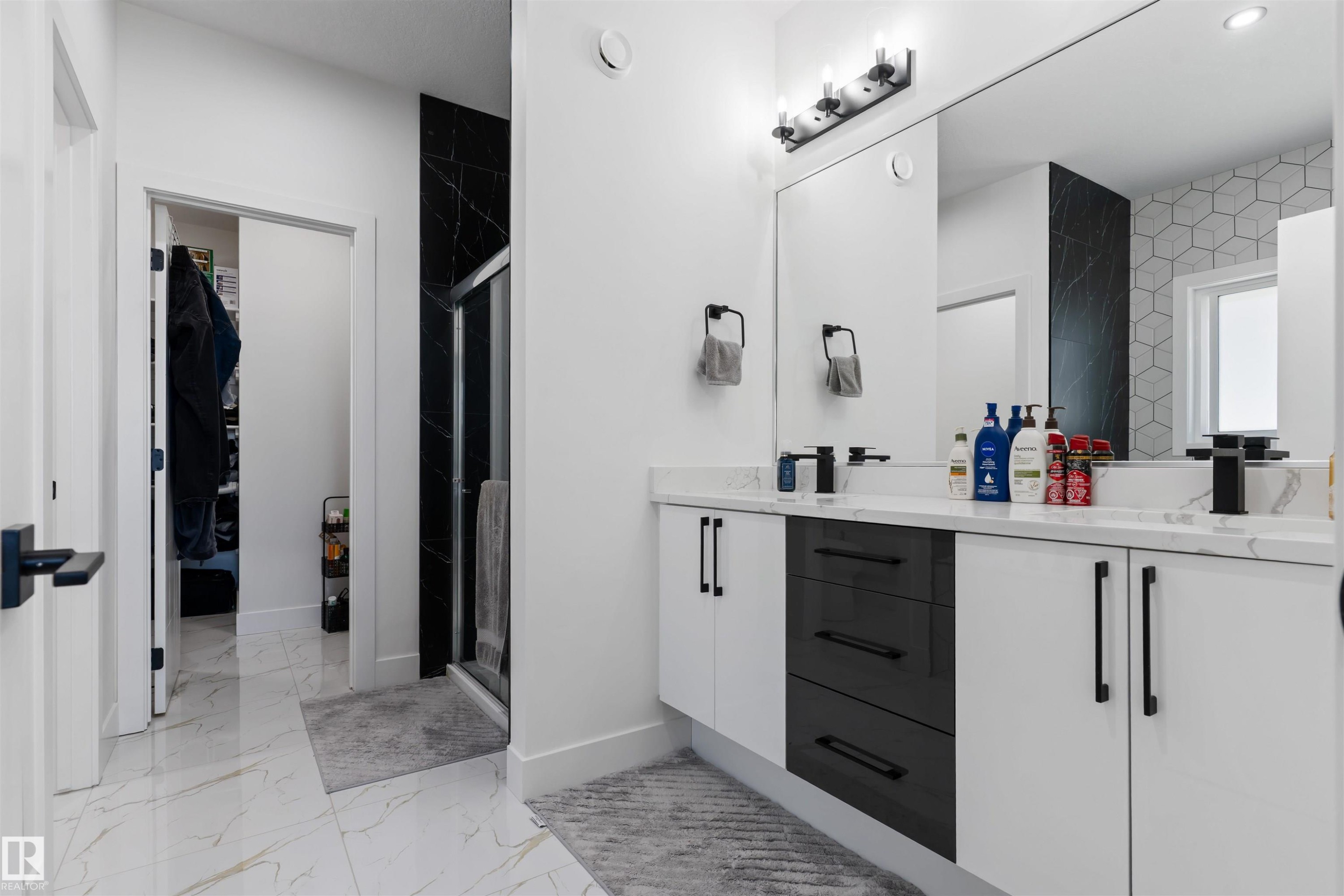 439 Roberts Cres, Leduc, AB - Indoor Photo Showing Bathroom