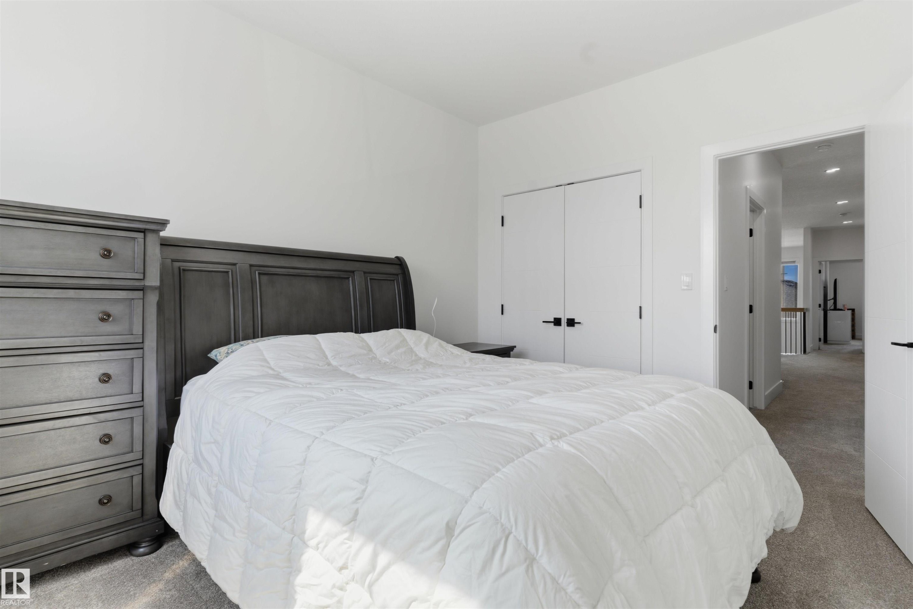 439 Roberts Cres, Leduc, AB - Indoor Photo Showing Bedroom