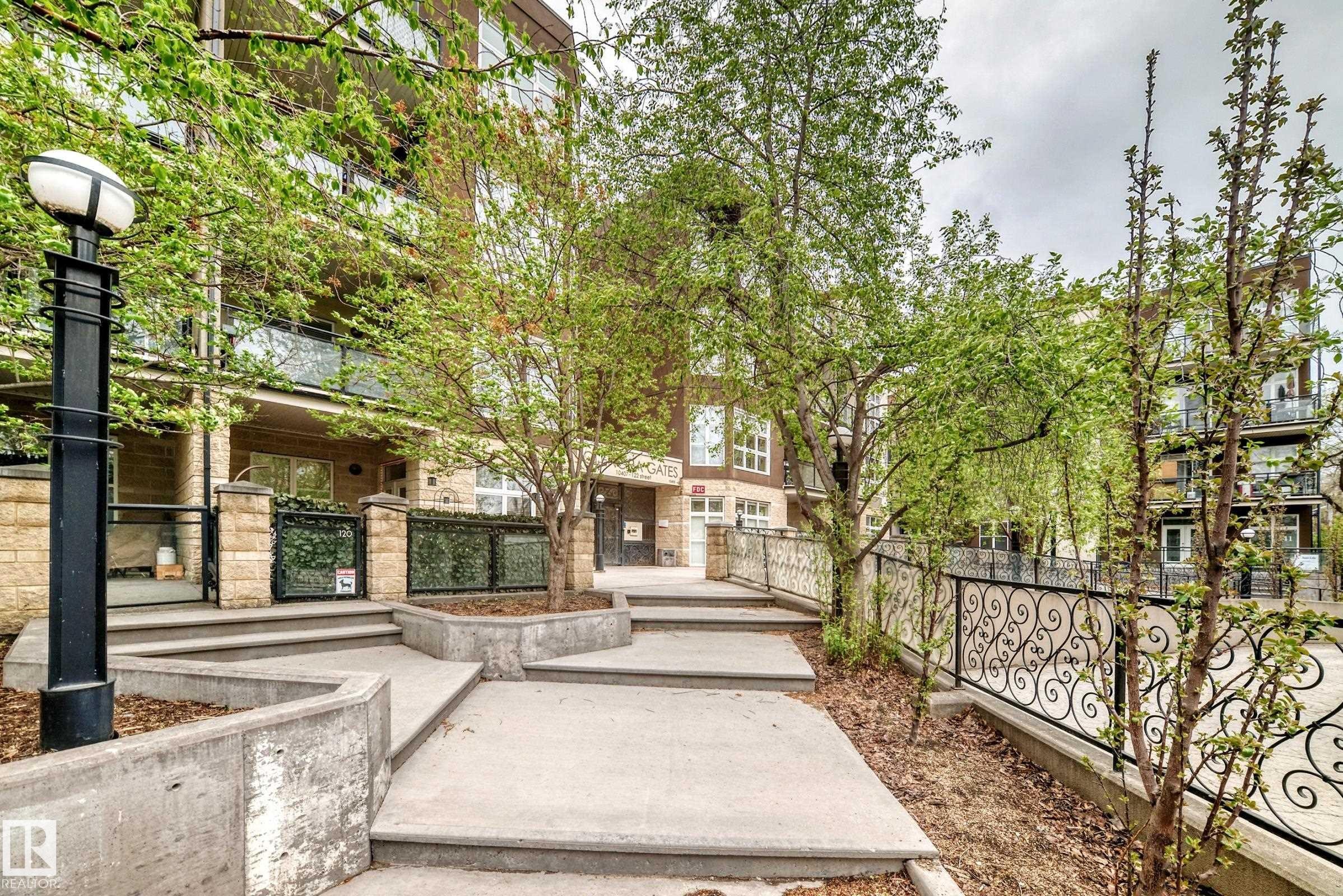223 10407 122 Street, Edmonton, AB - Outdoor