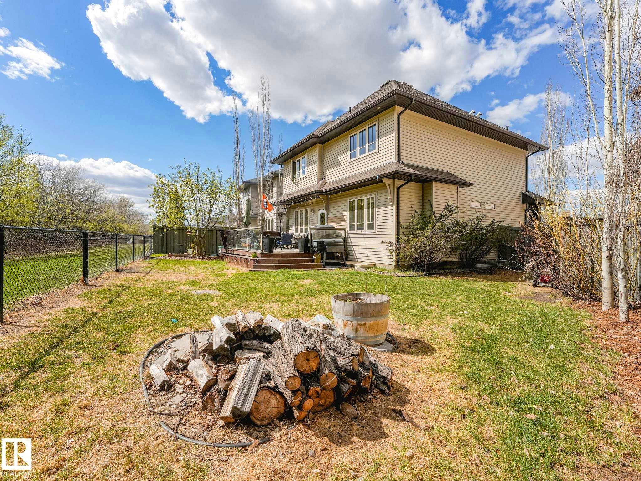 2825 Anderson Place, Edmonton, AB - Outdoor