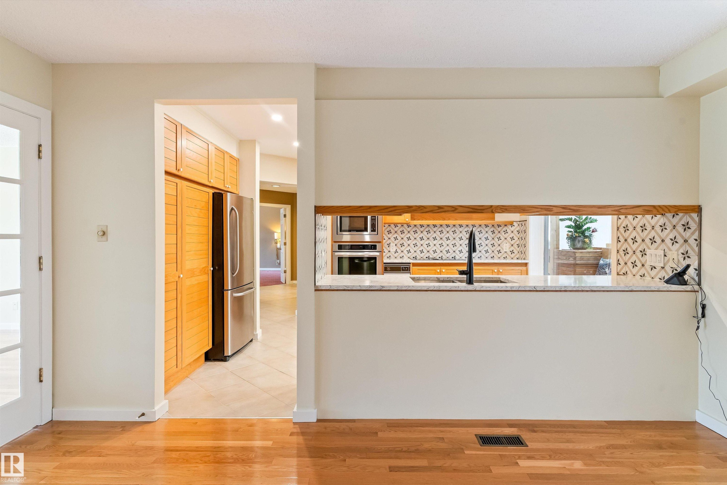 7 14824 45 Avenue, Edmonton, AB - Indoor