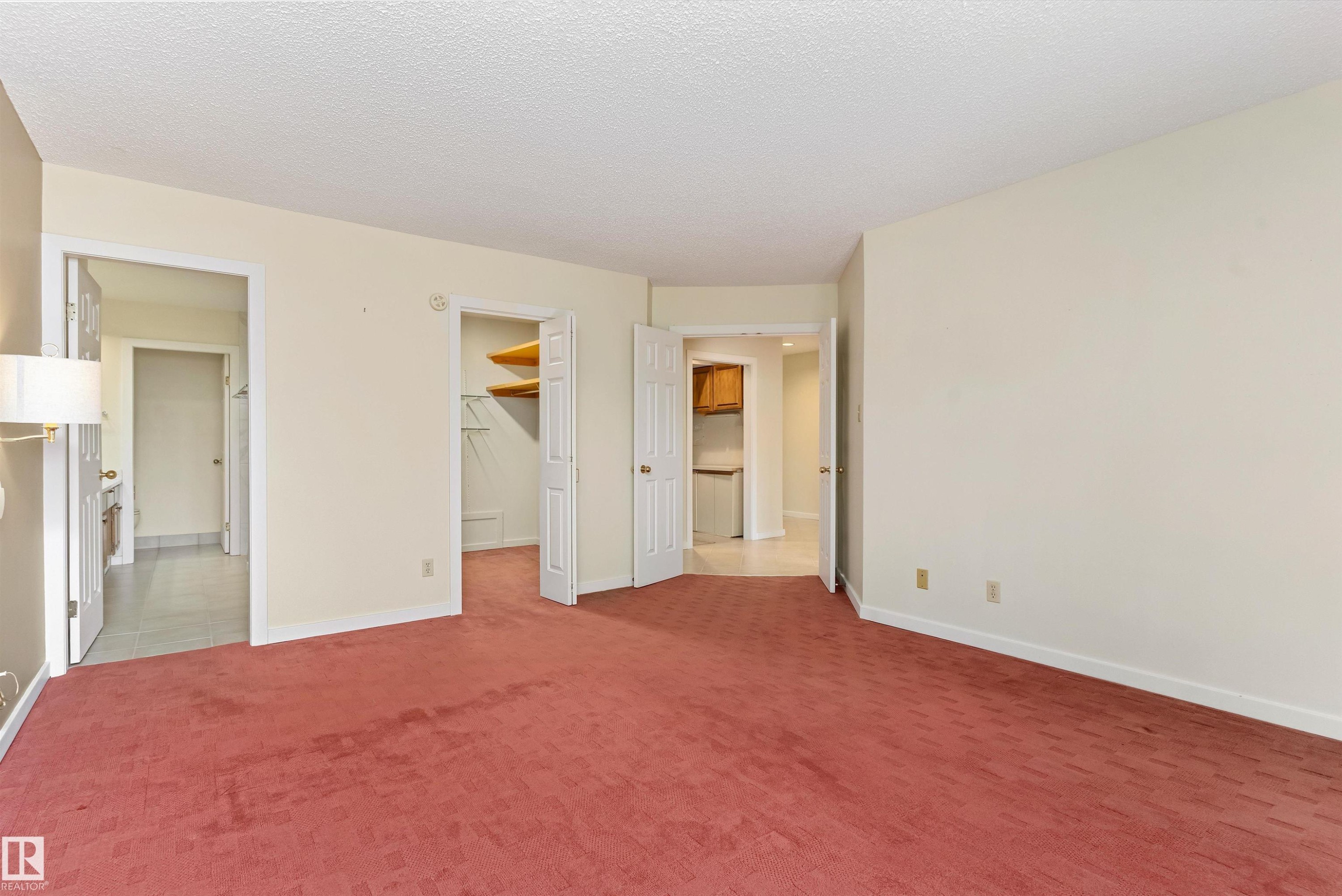 7 14824 45 Avenue, Edmonton, AB - Indoor Photo Showing Other Room