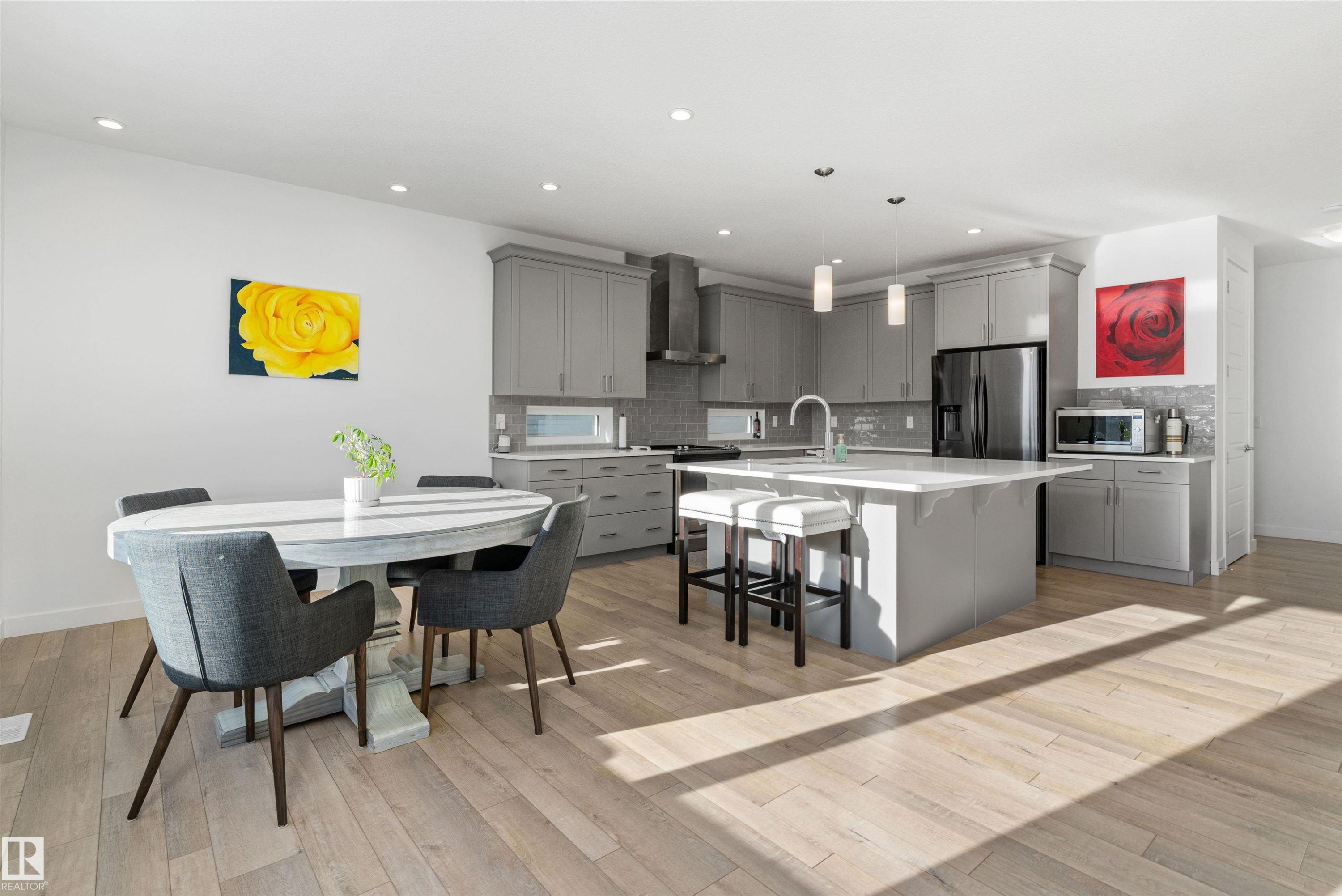 20007 16 Avenue, Edmonton, AB - Indoor