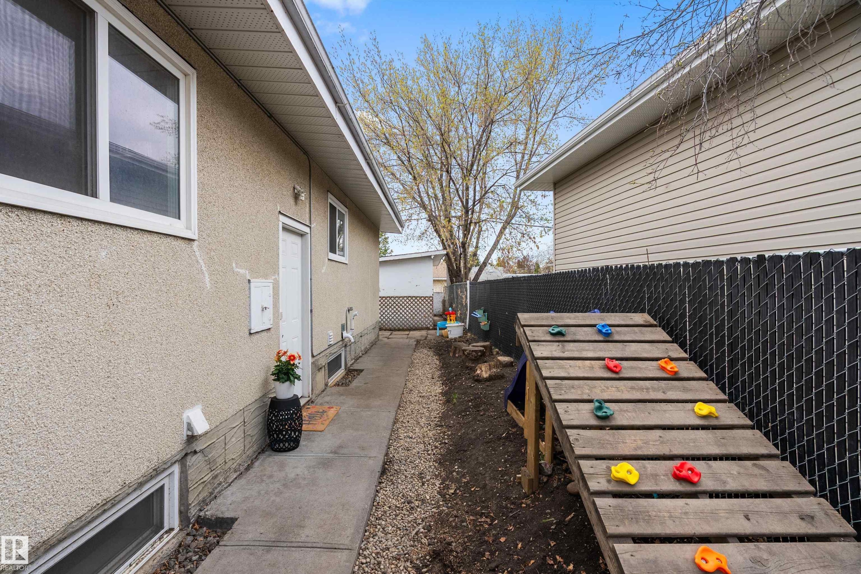 6509 90 Avenue, Edmonton, AB