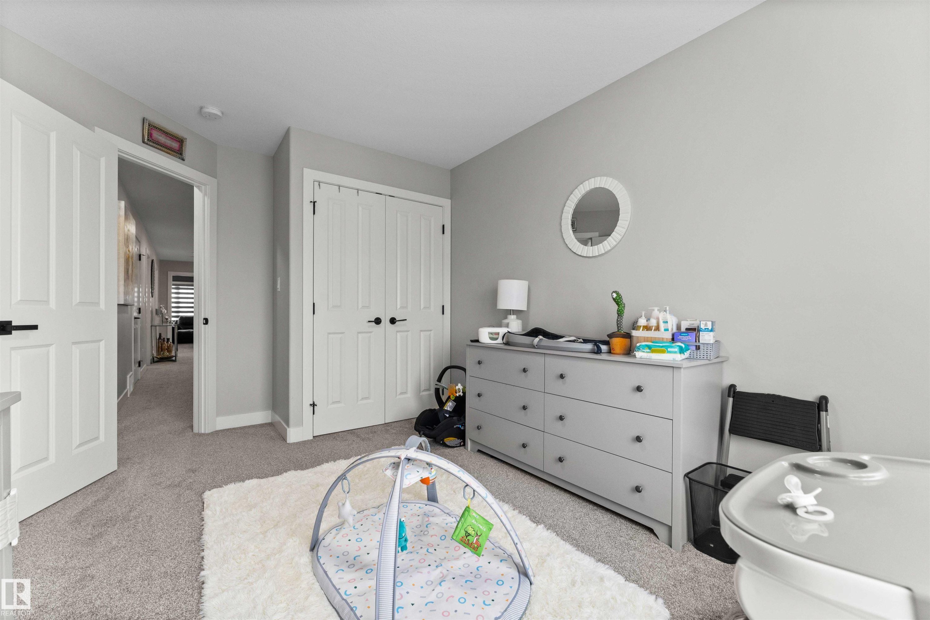 6813 Knox Loop, Edmonton, AB - Indoor Photo Showing Bedroom