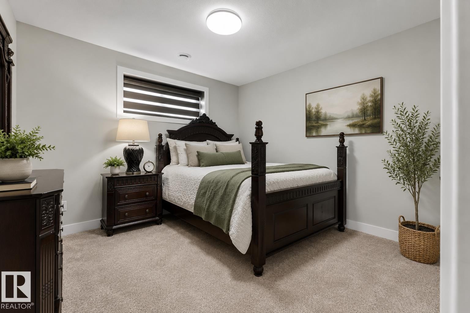 6813 Knox Loop, Edmonton, AB - Indoor Photo Showing Bedroom