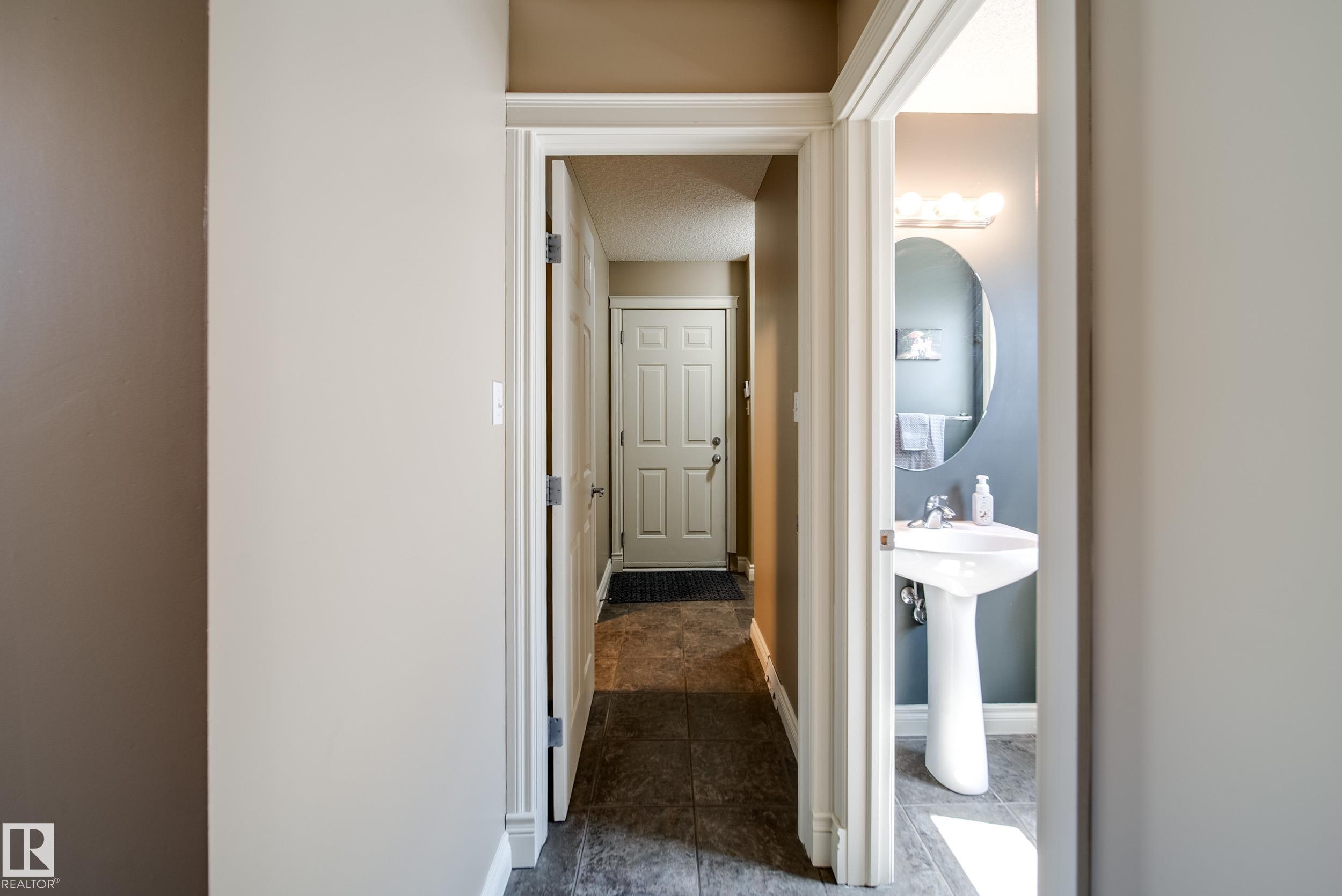 12627 16 Avenue, Edmonton, AB - Indoor