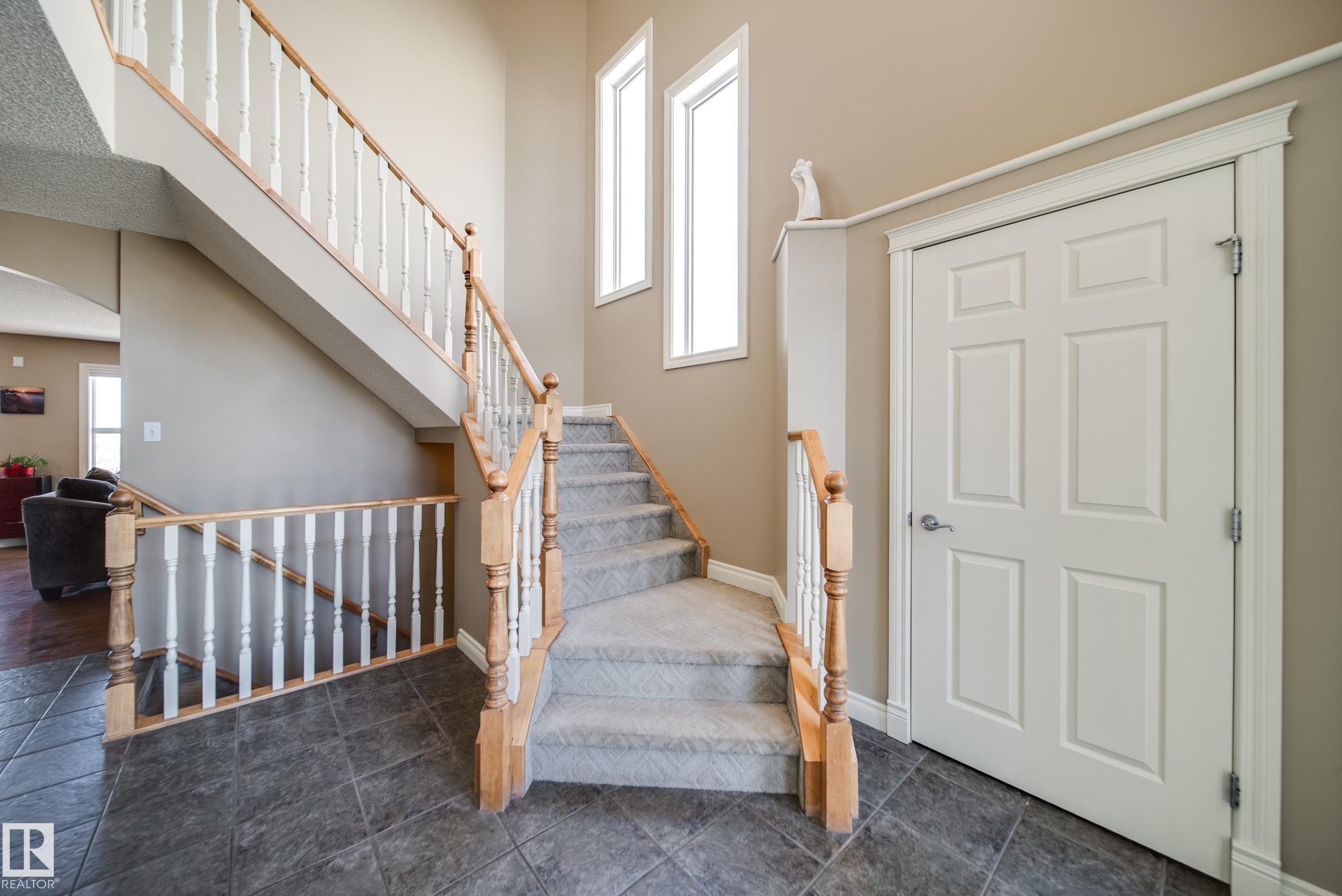12627 16 Avenue, Edmonton, AB - Indoor Photo Showing Other Room
