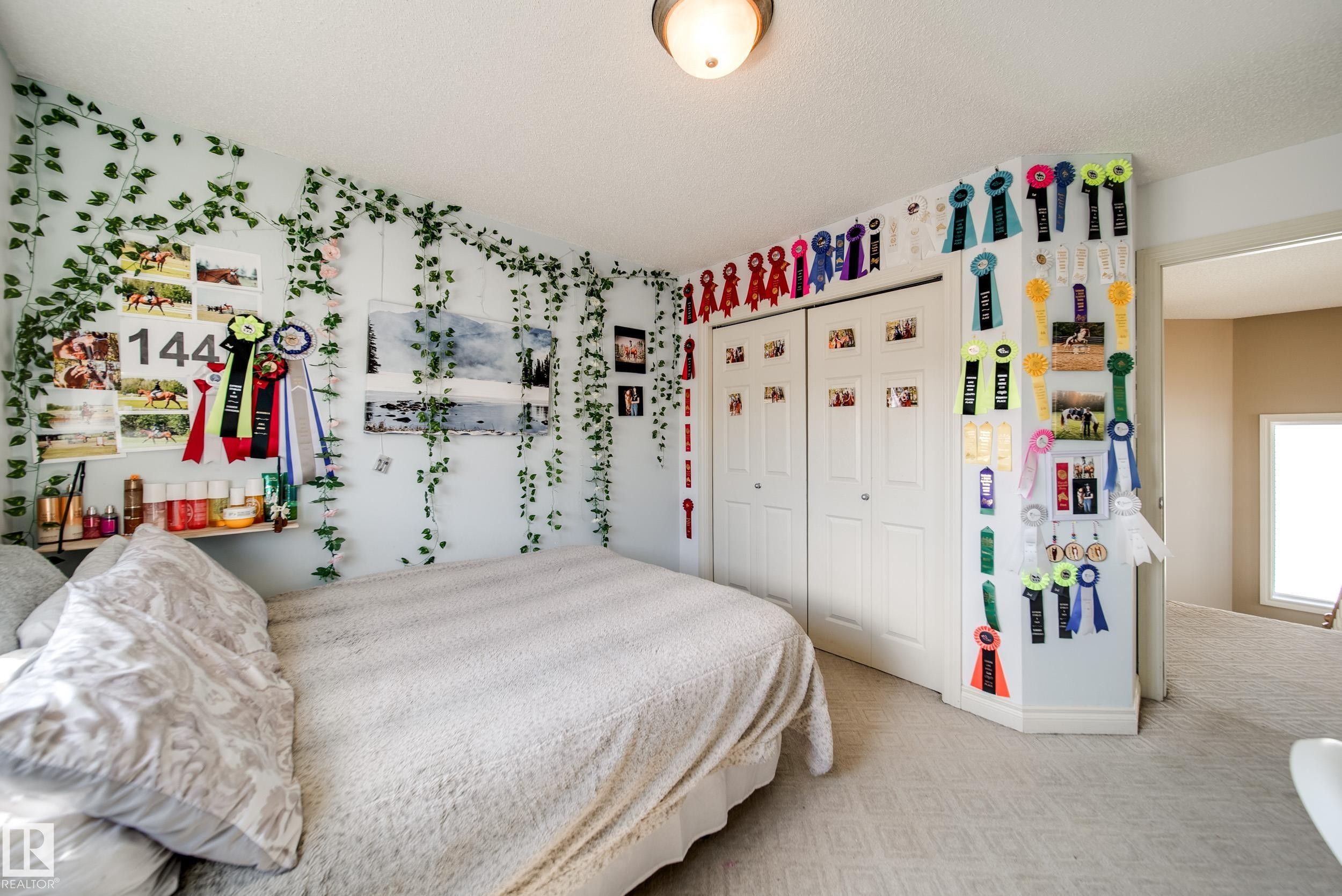12627 16 Avenue, Edmonton, AB - Indoor Photo Showing Bedroom