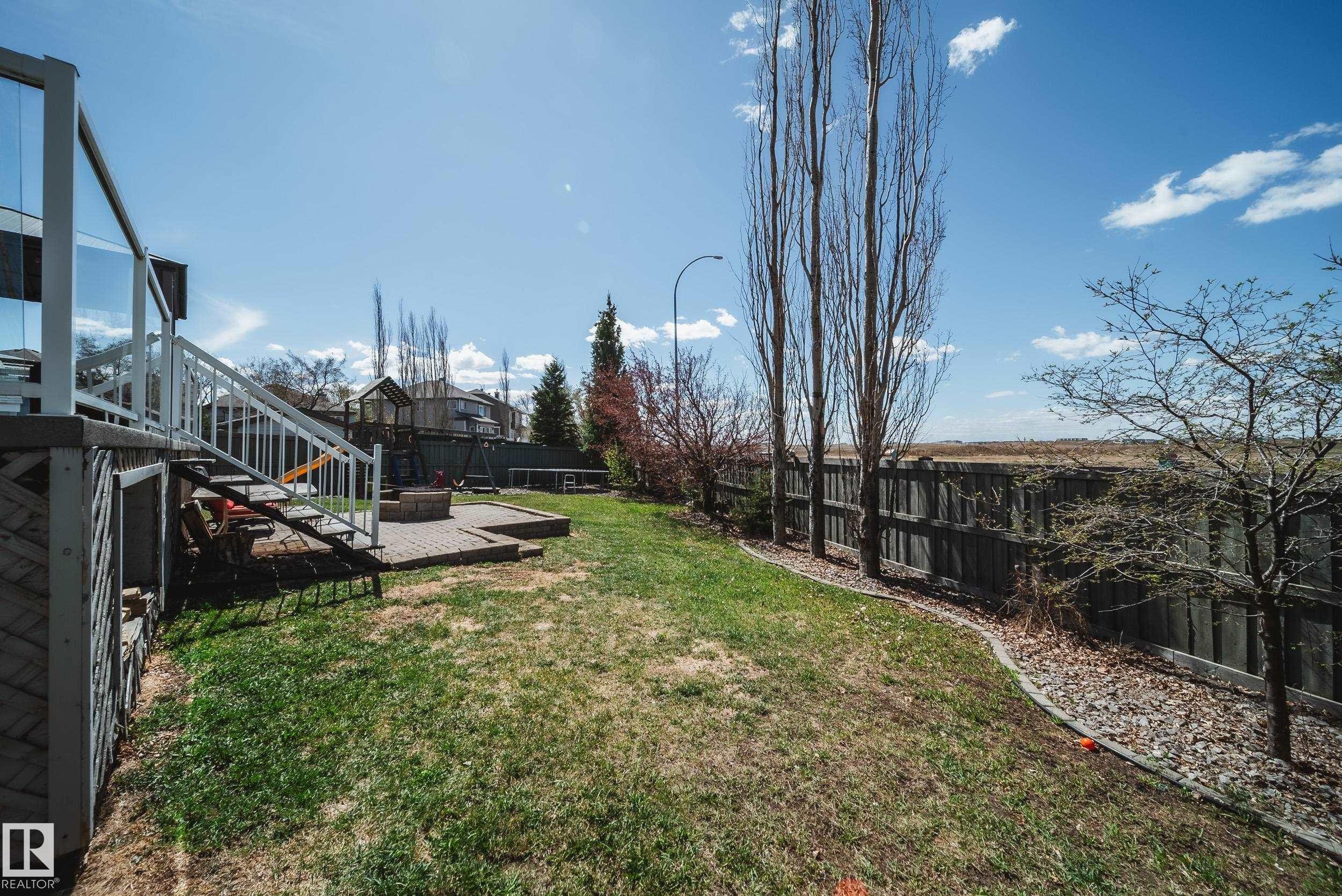 12627 16 Avenue, Edmonton, AB - Outdoor