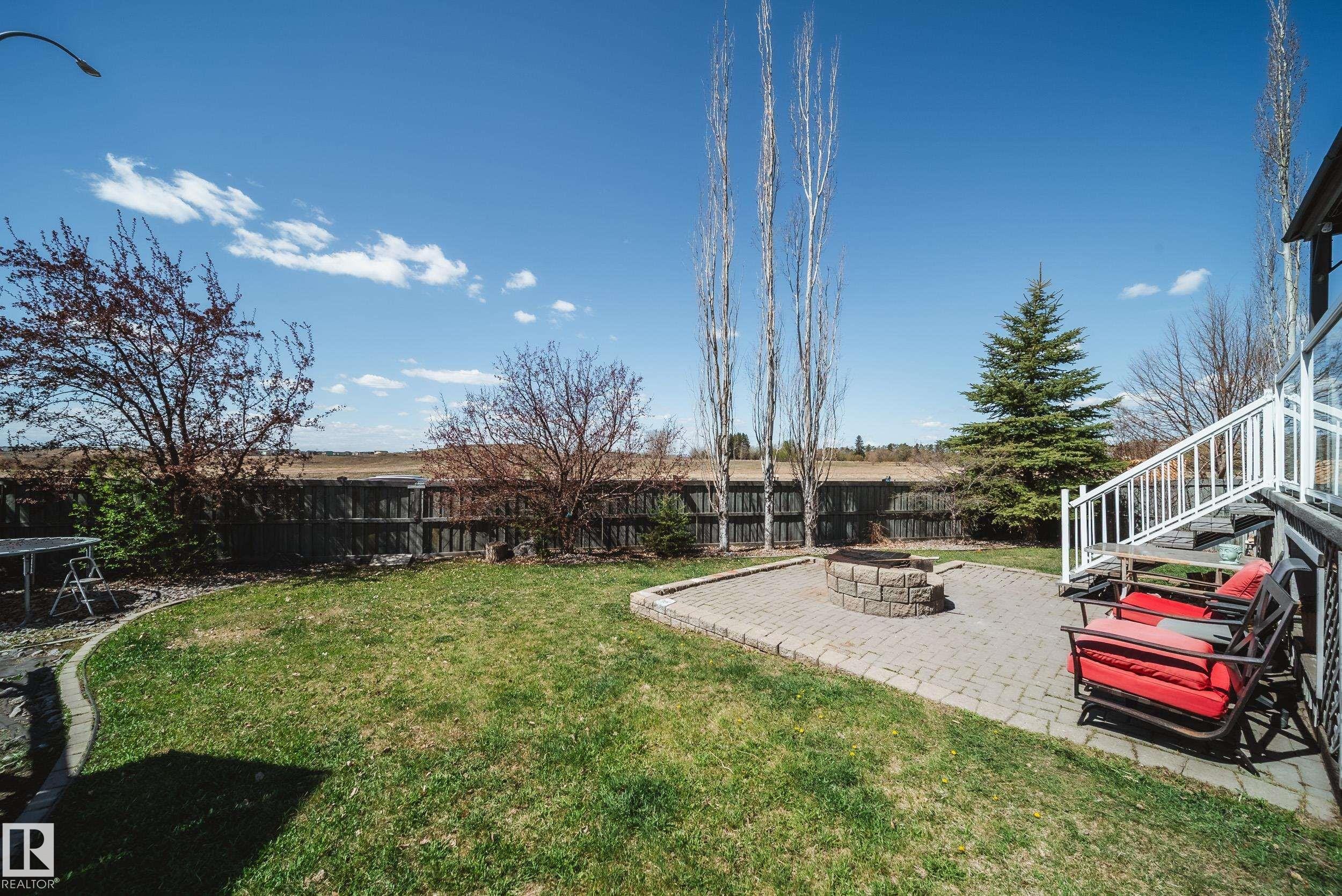 12627 16 Avenue, Edmonton, AB - Outdoor