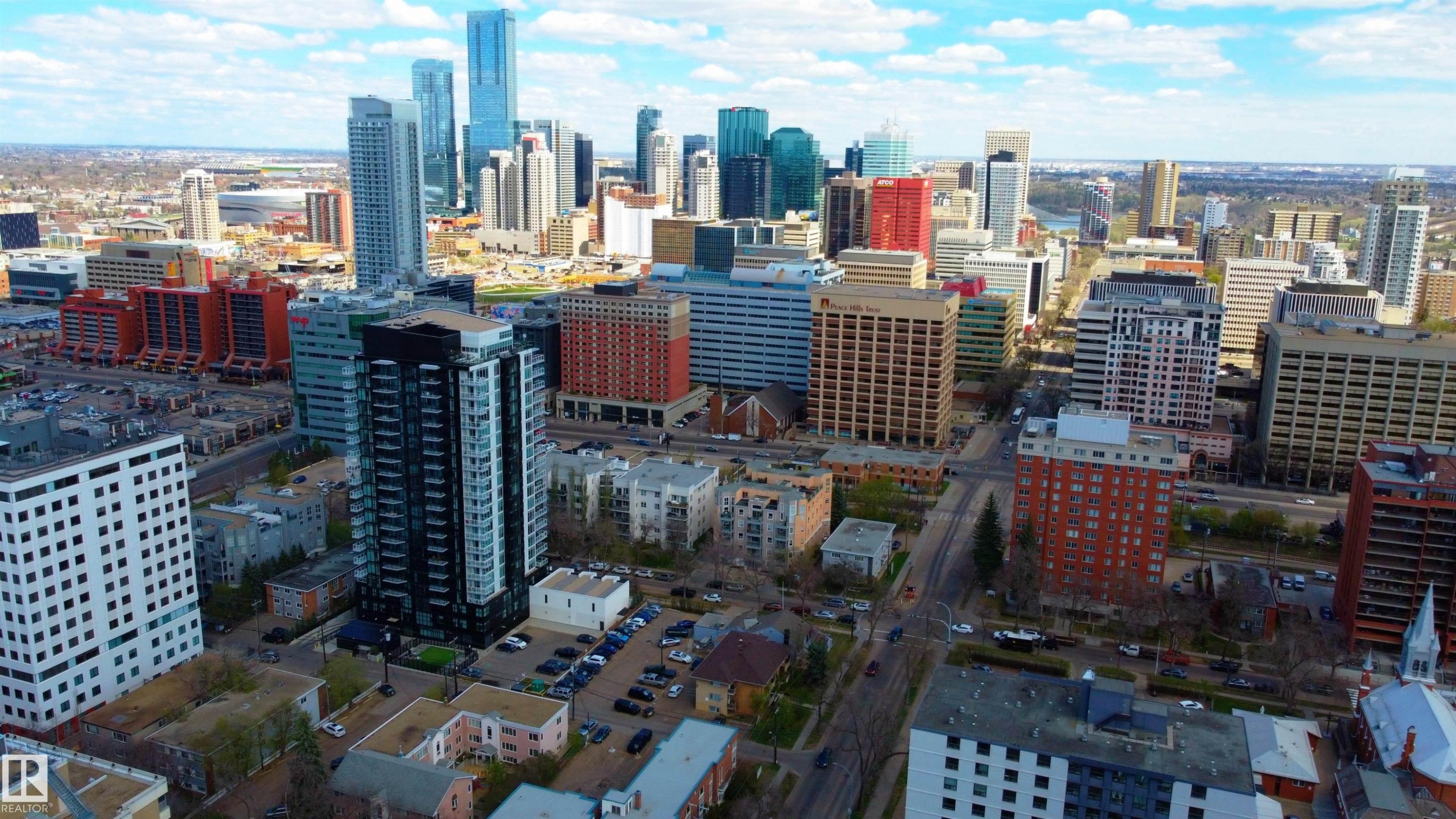905 9940 112 Street, Edmonton, AB - Outdoor With View