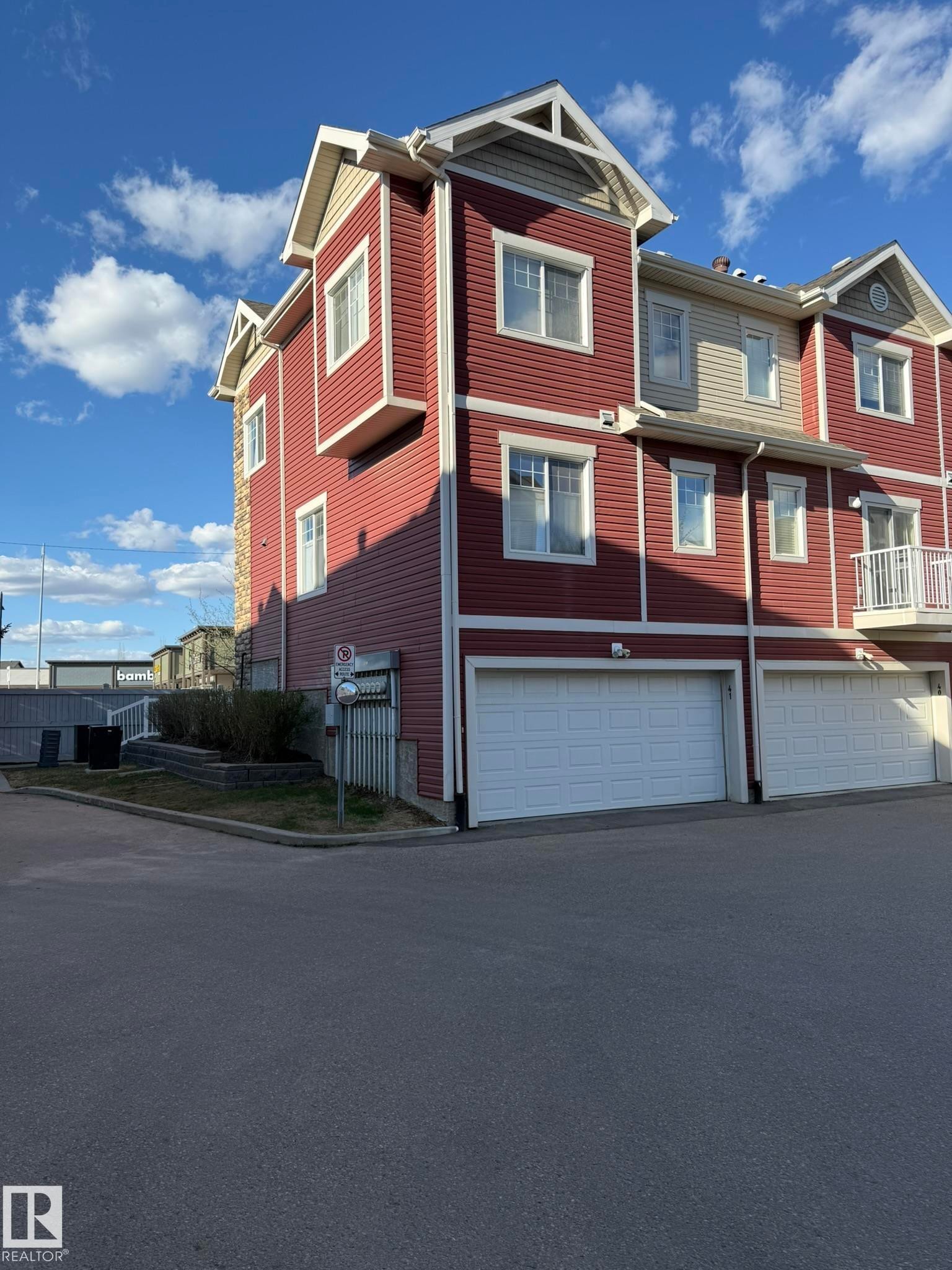 41 460 Hemingway Road Nw, Edmonton, AB - Outdoor
