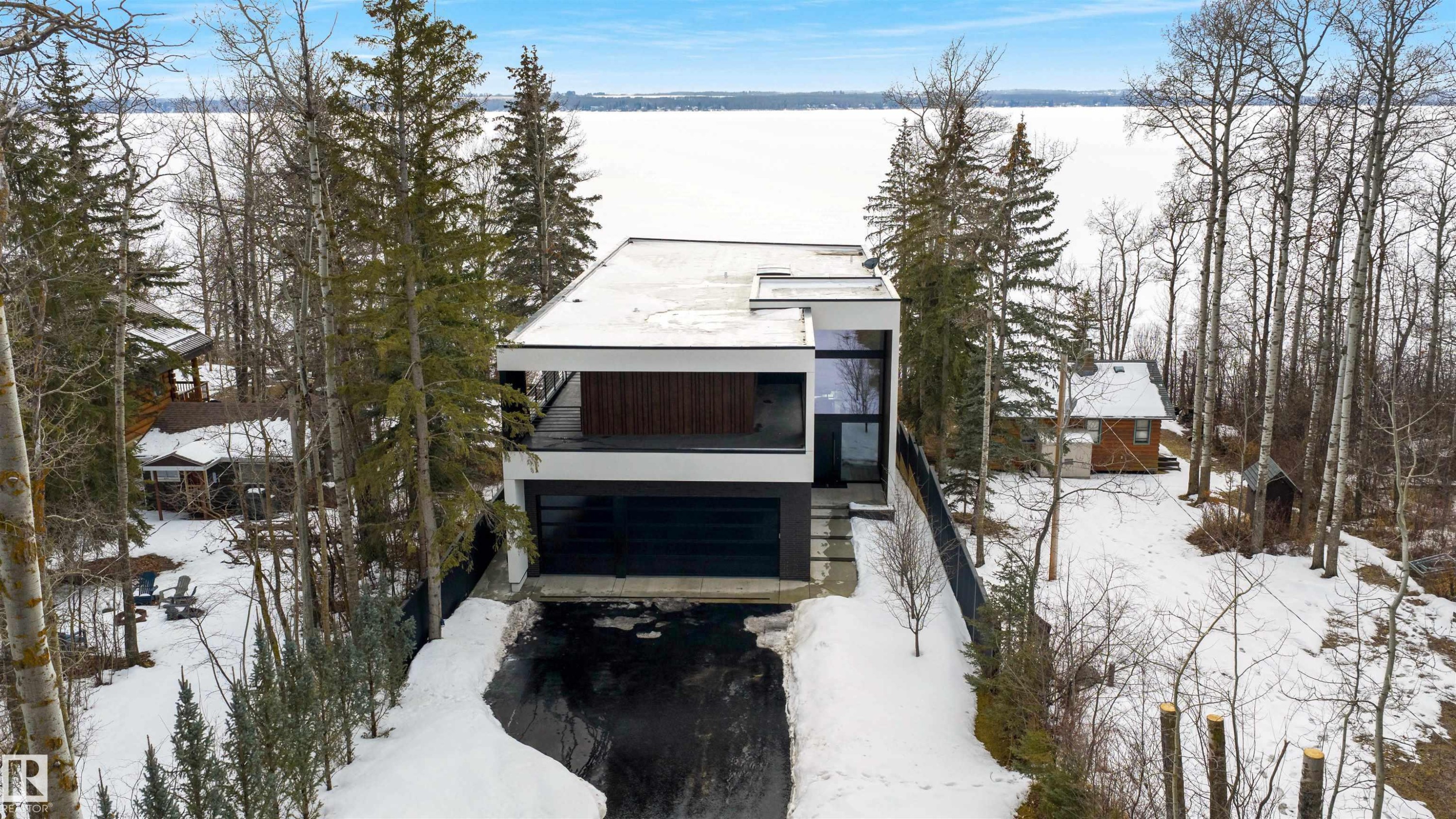 71 Birchcliff Road, Birchcliff, AB - Outdoor