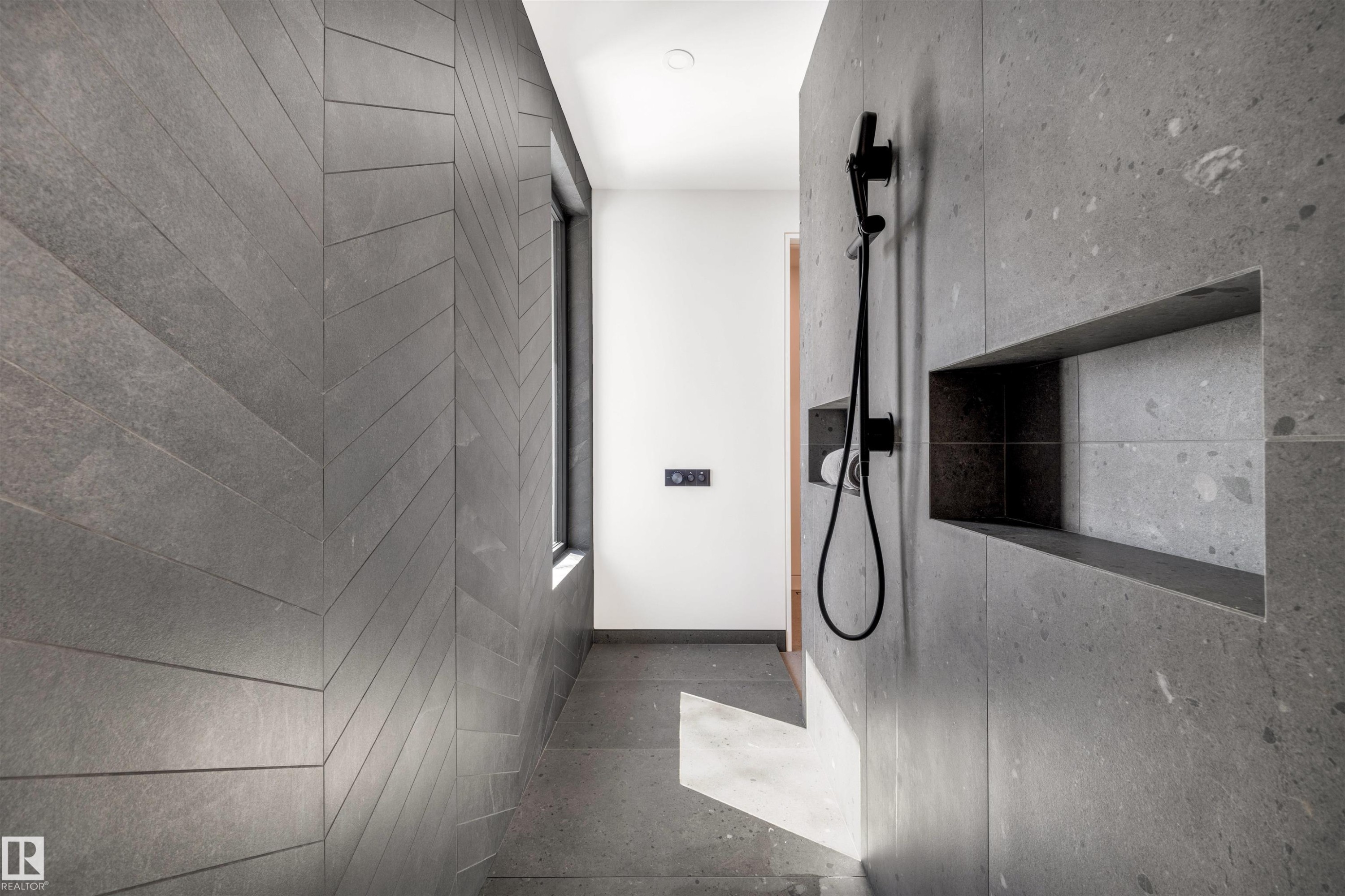 71 Birchcliff Road, Birchcliff, AB - Indoor