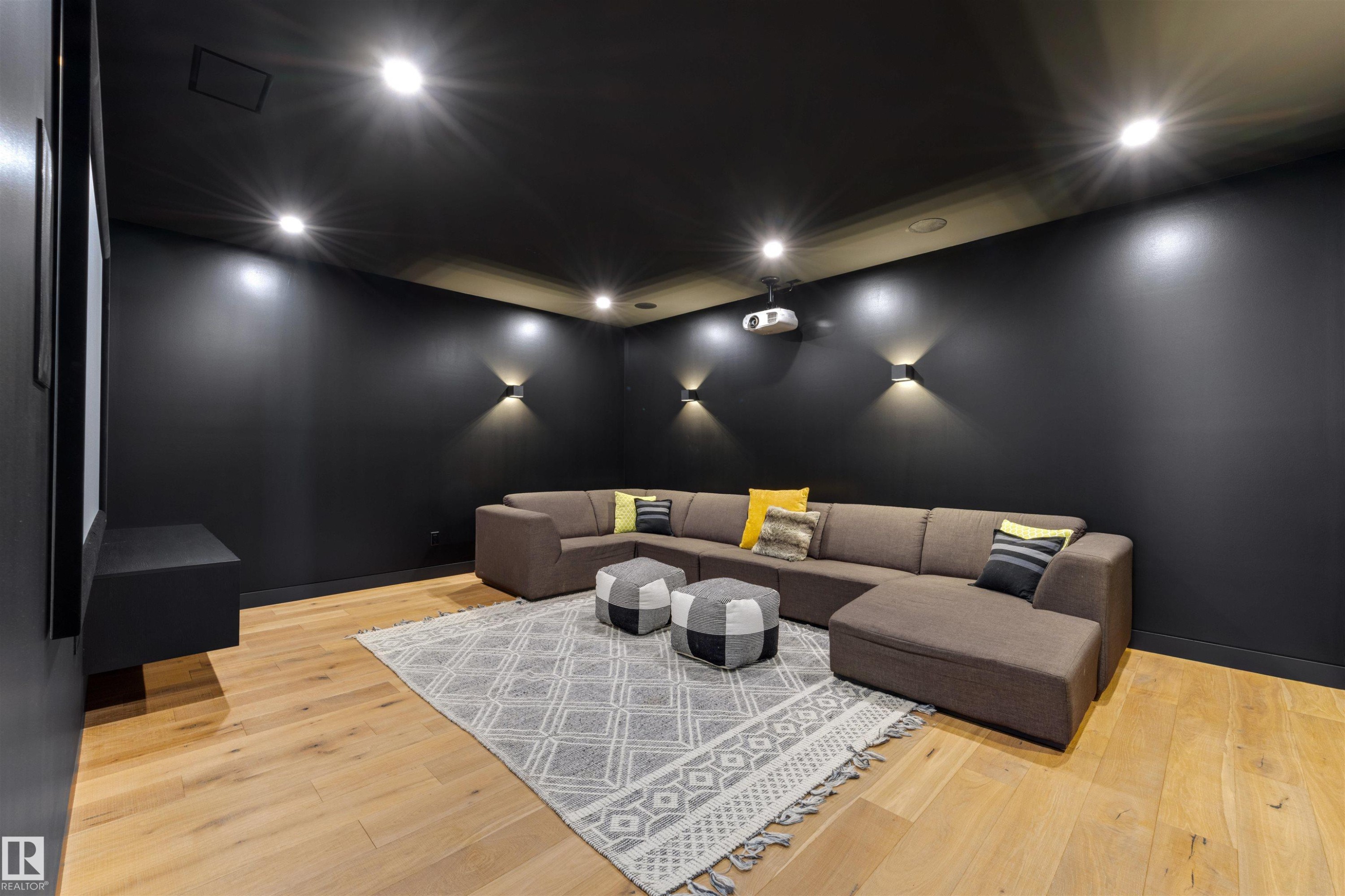 71 Birchcliff Road, Birchcliff, AB - Indoor Photo Showing Other Room