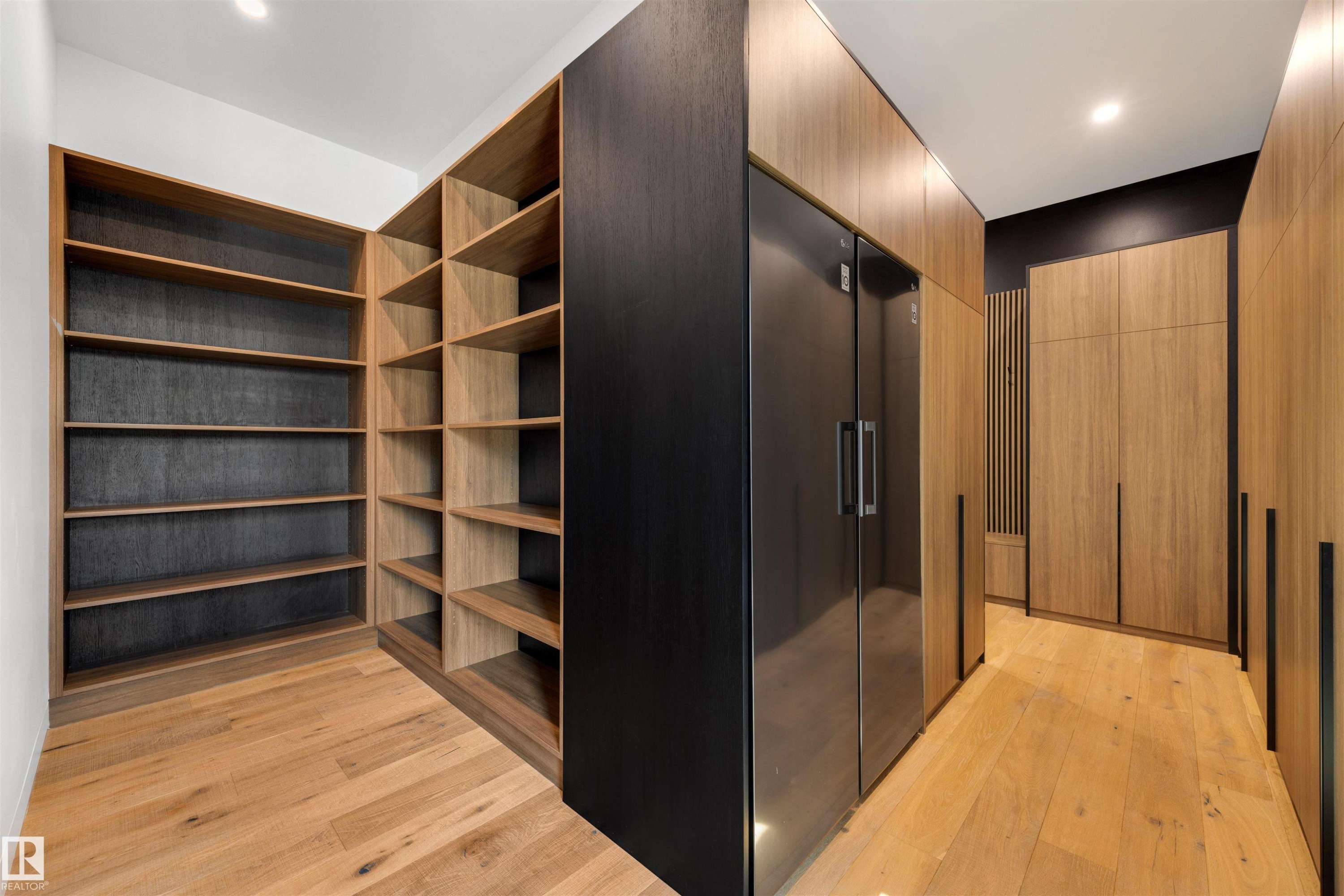 71 Birchcliff Road, Birchcliff, AB - Indoor Photo Showing Other Room