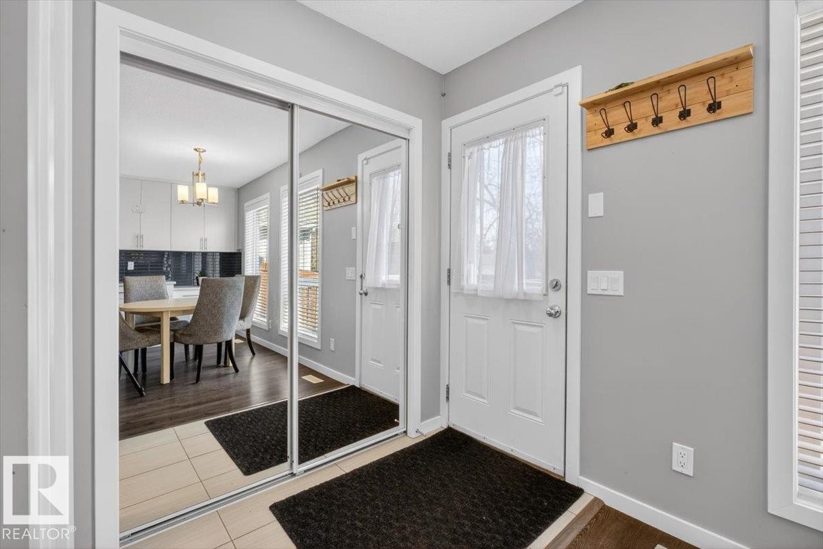 14835 103 Avenue, Edmonton, AB - Indoor Photo Showing Other Room
