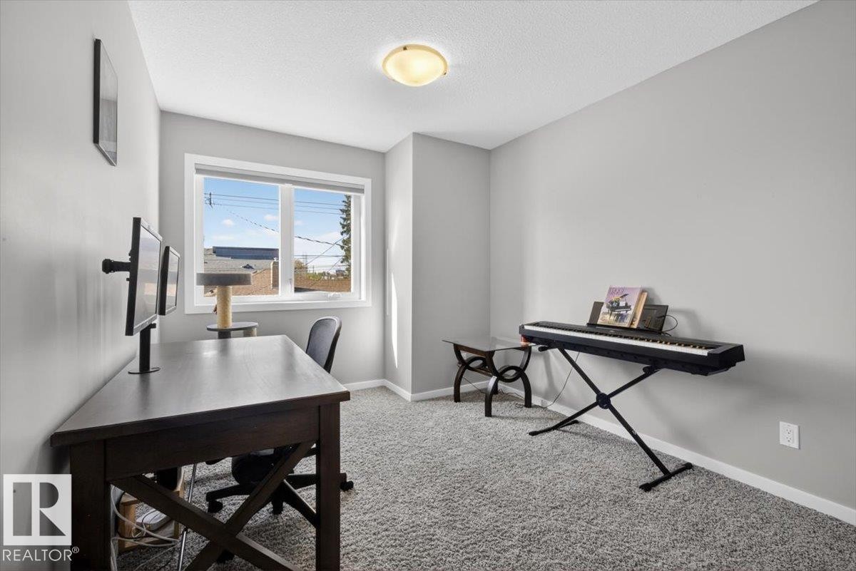 14835 103 Avenue, Edmonton, AB - Indoor Photo Showing Other Room