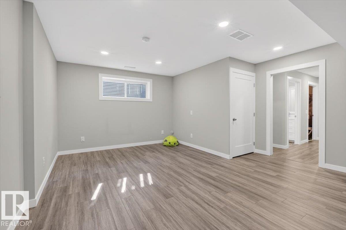 14835 103 Avenue, Edmonton, AB - Indoor