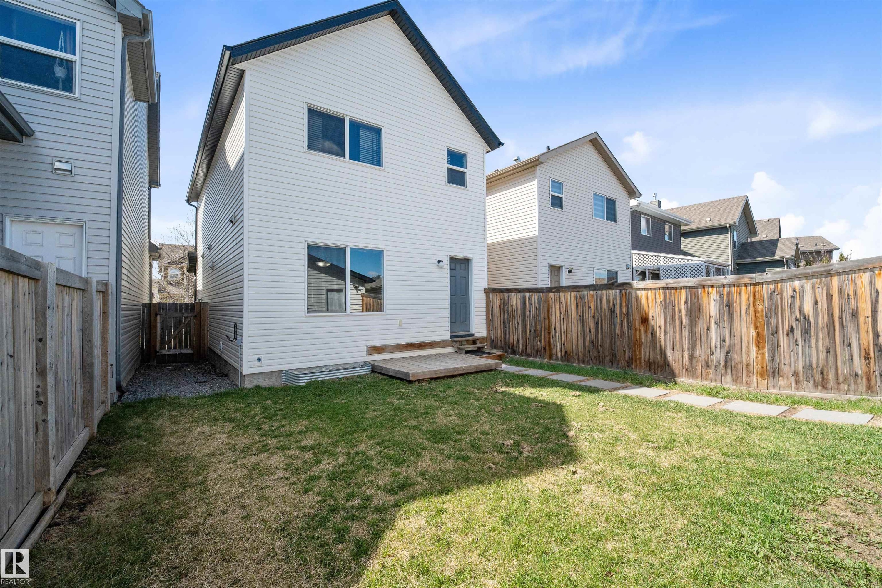 3041 Arthurs Crescent Sw, Edmonton, AB - Outdoor With Exterior