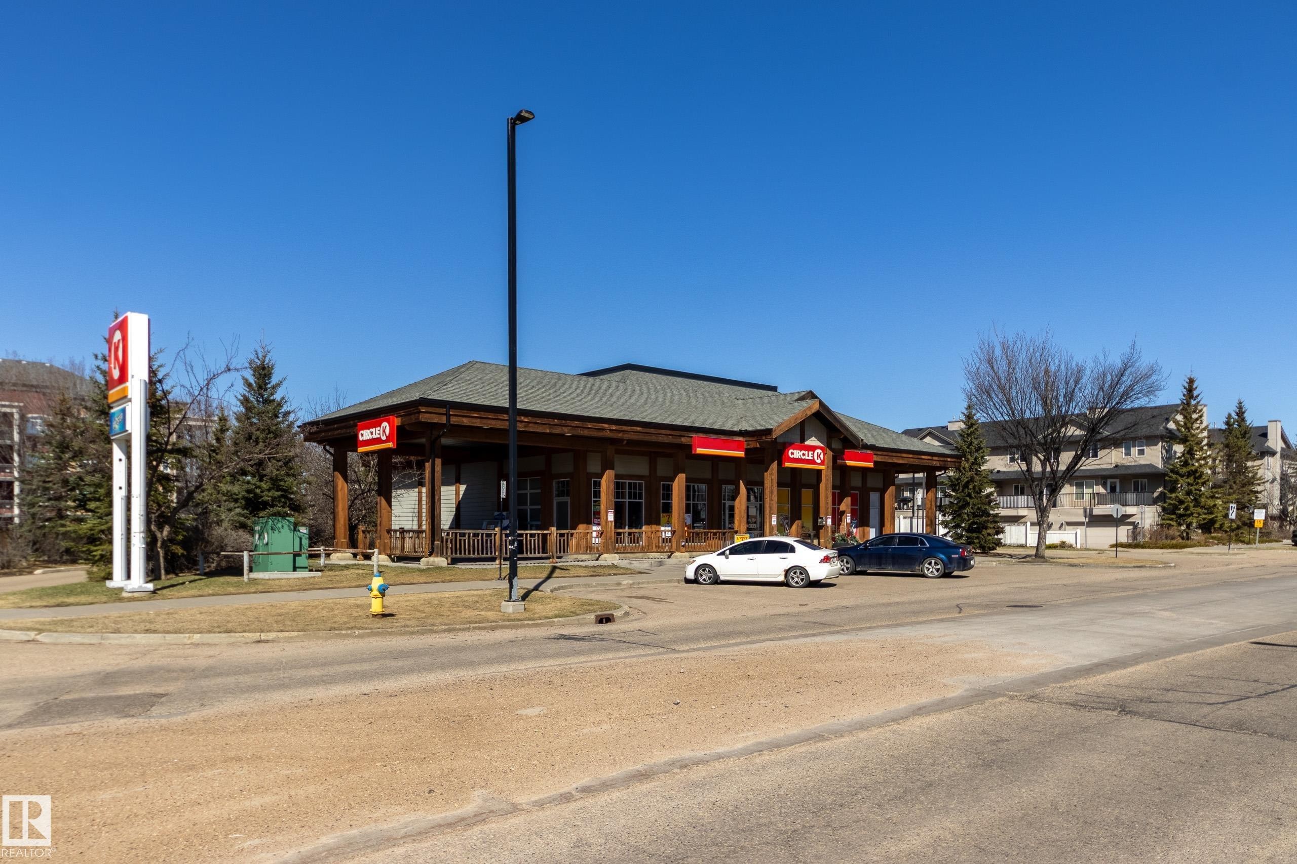 4908 Terwillegar Common, Edmonton, AB - Outdoor