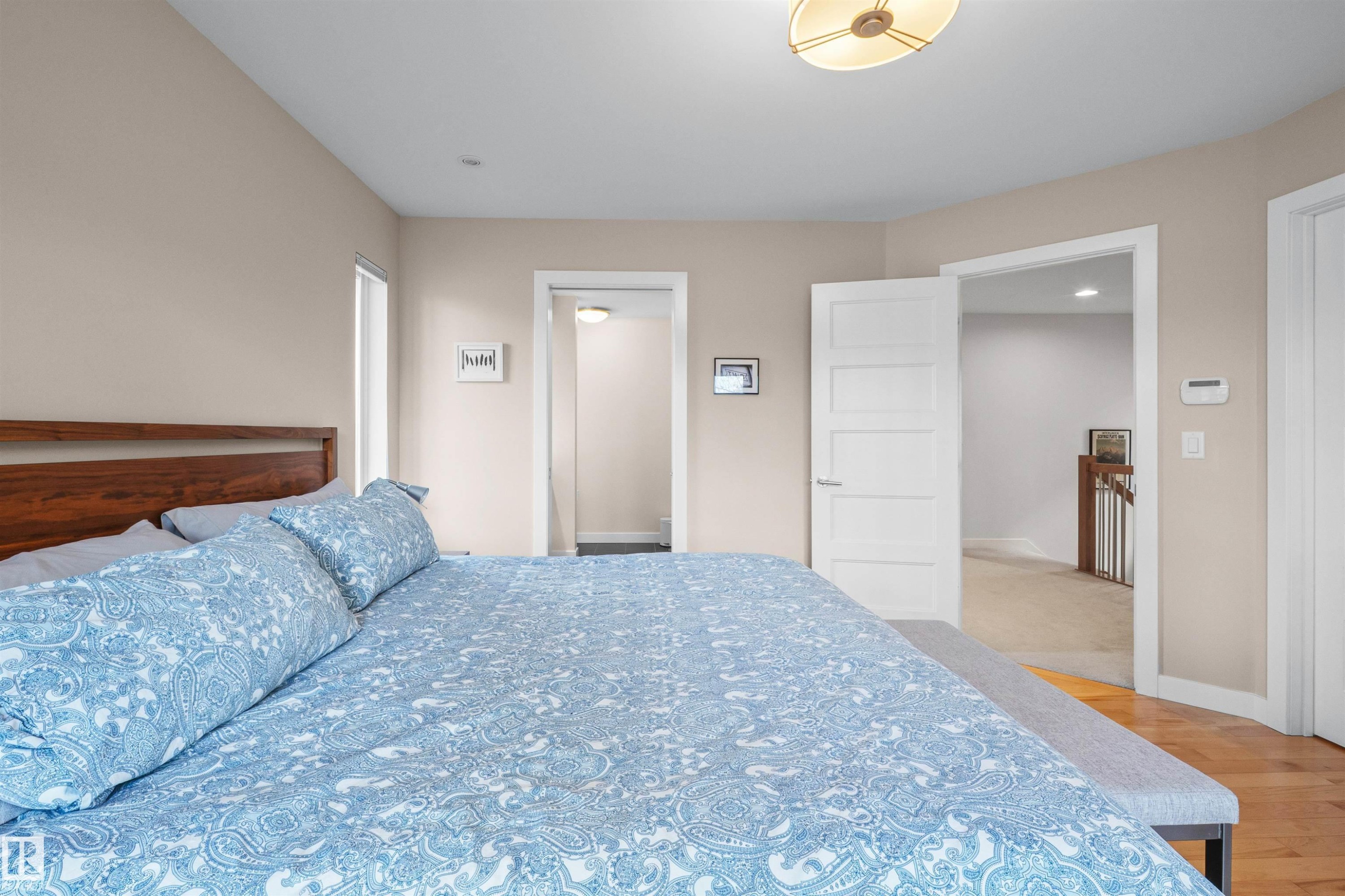 8839 93 Street, Edmonton, AB - Indoor Photo Showing Bedroom