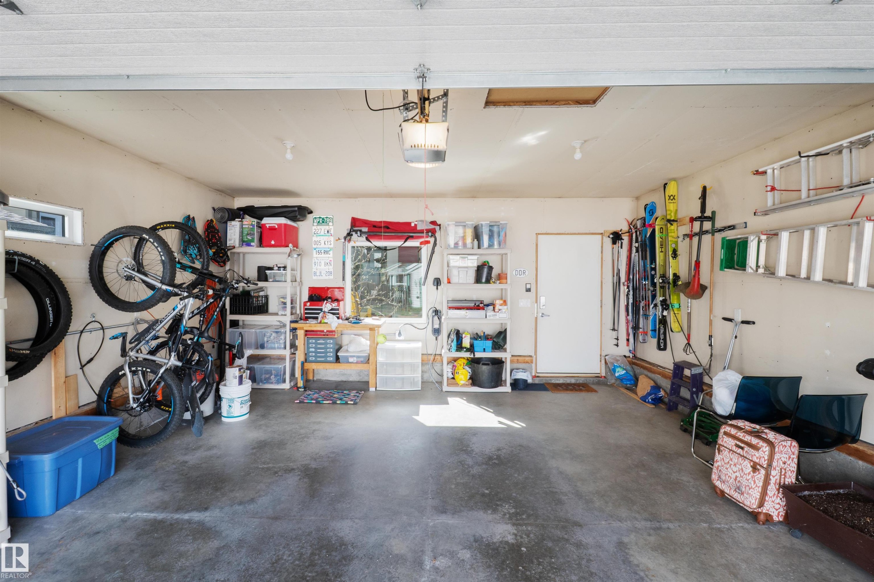 8839 93 Street, Edmonton, AB - Indoor Photo Showing Garage