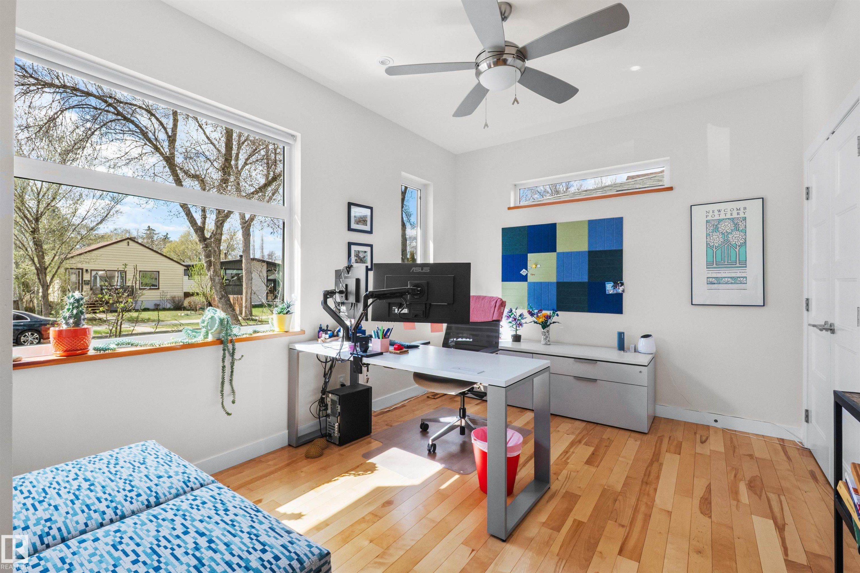 8839 93 Street, Edmonton, AB - Indoor Photo Showing Office