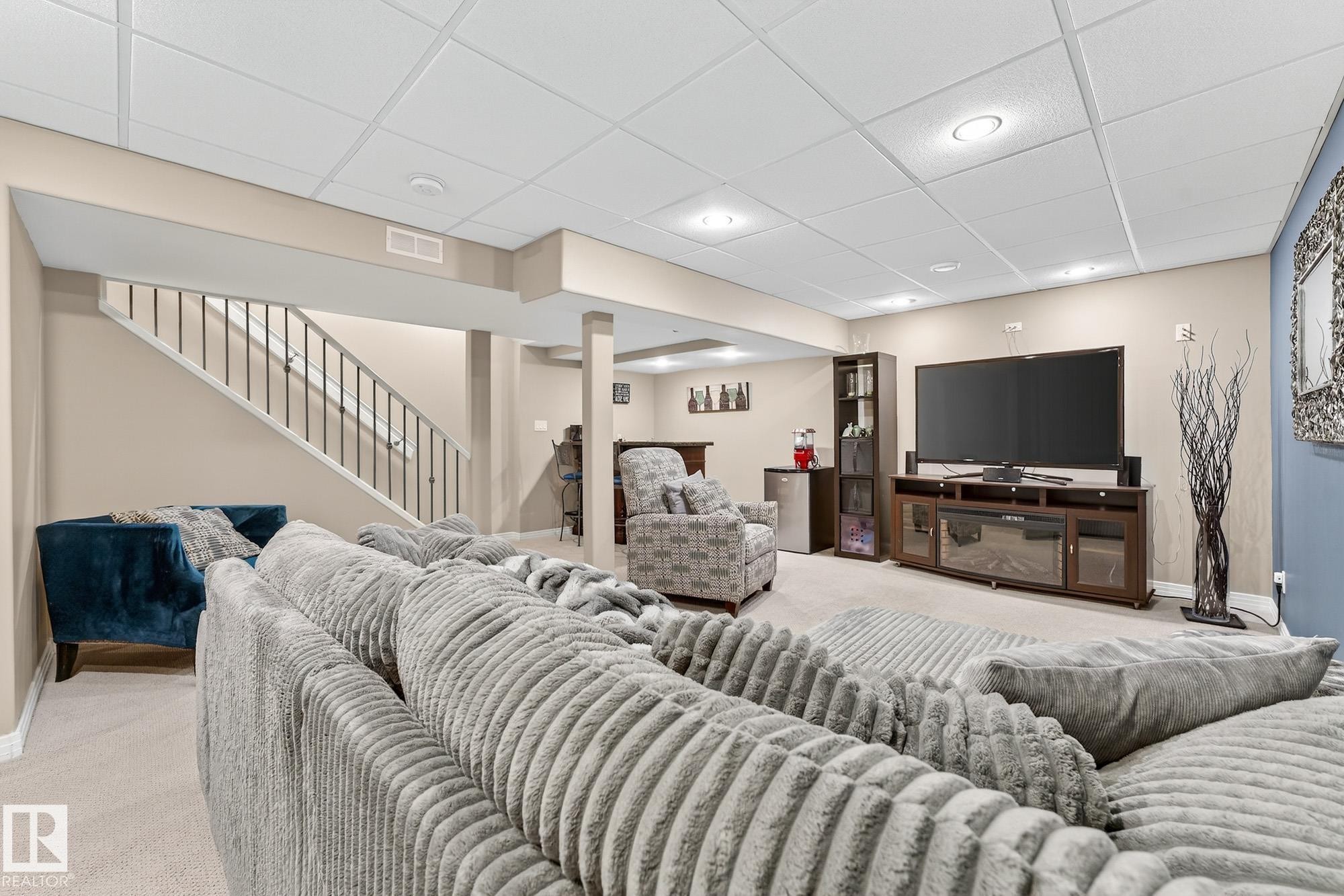 11 4367 Veterans Way, Edmonton, AB - Indoor
