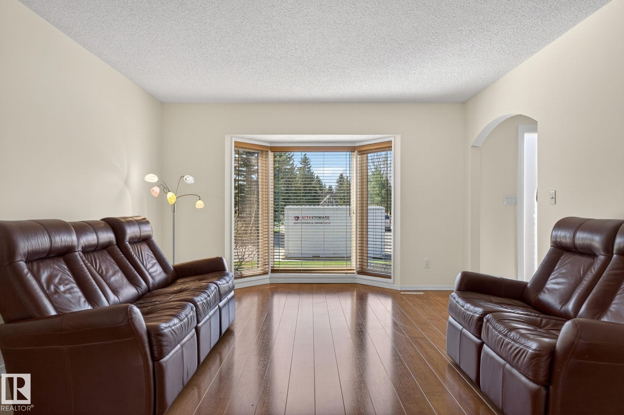 176 Waygood Road, Edmonton, AB