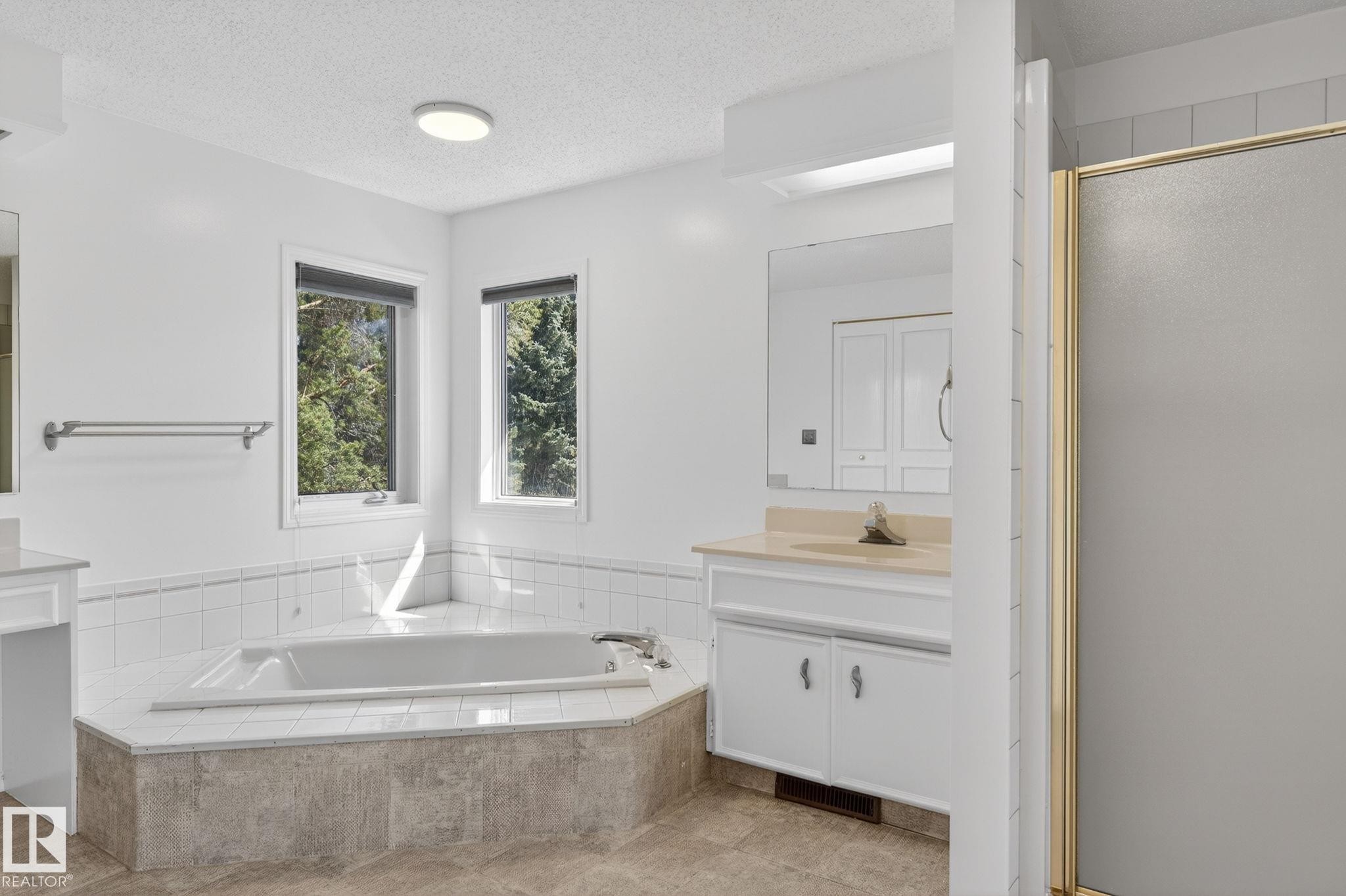 176 Waygood Road, Edmonton, AB