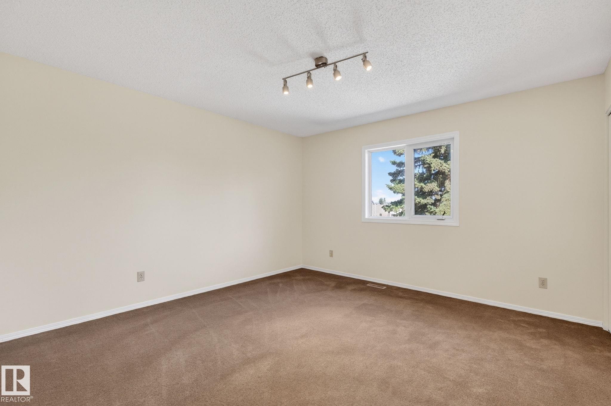 176 Waygood Road, Edmonton, AB