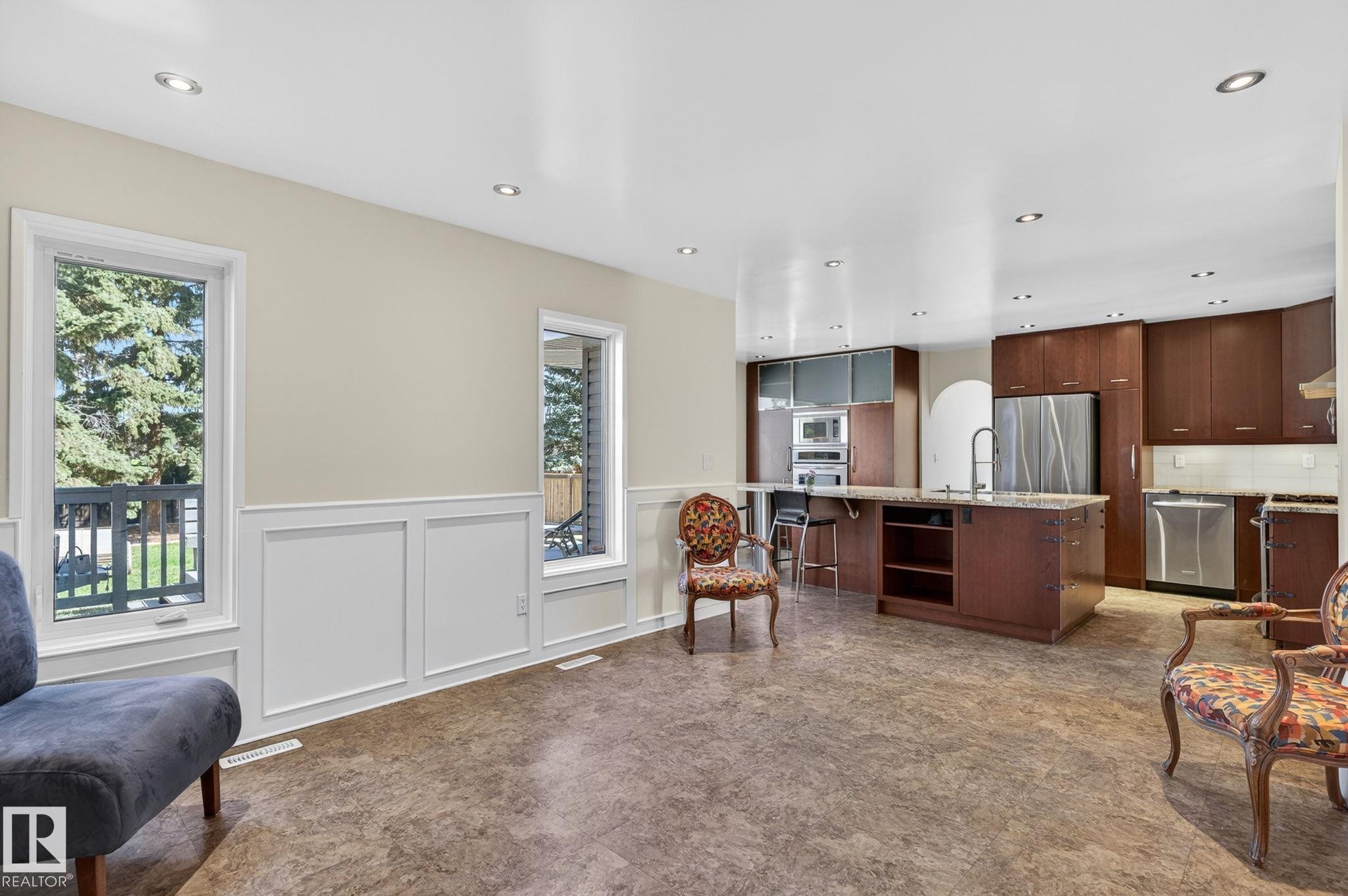 176 Waygood Road, Edmonton, AB