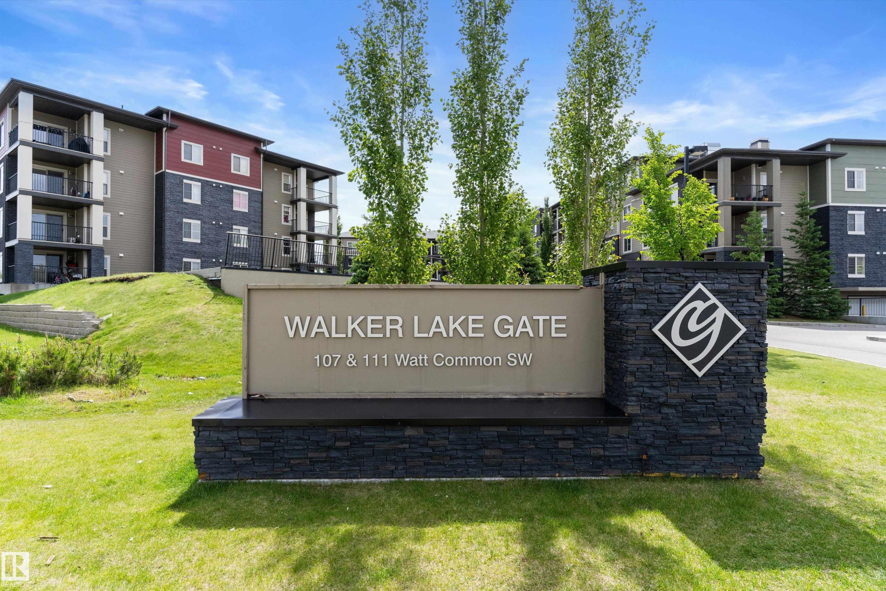 105 111 Watt Common, Edmonton, AB - Outdoor