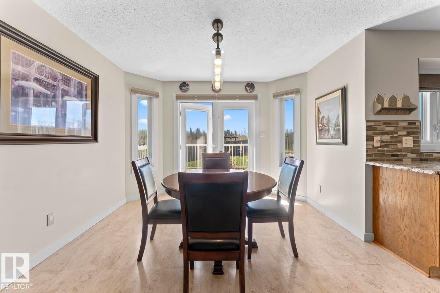 1938 Forest Drive, Cold Lake, AB - Indoor Photo Showing Dining Room