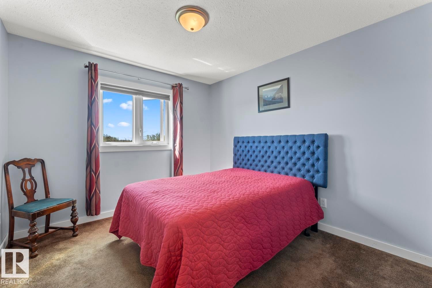 1938 Forest Drive, Cold Lake, AB - Indoor Photo Showing Bedroom