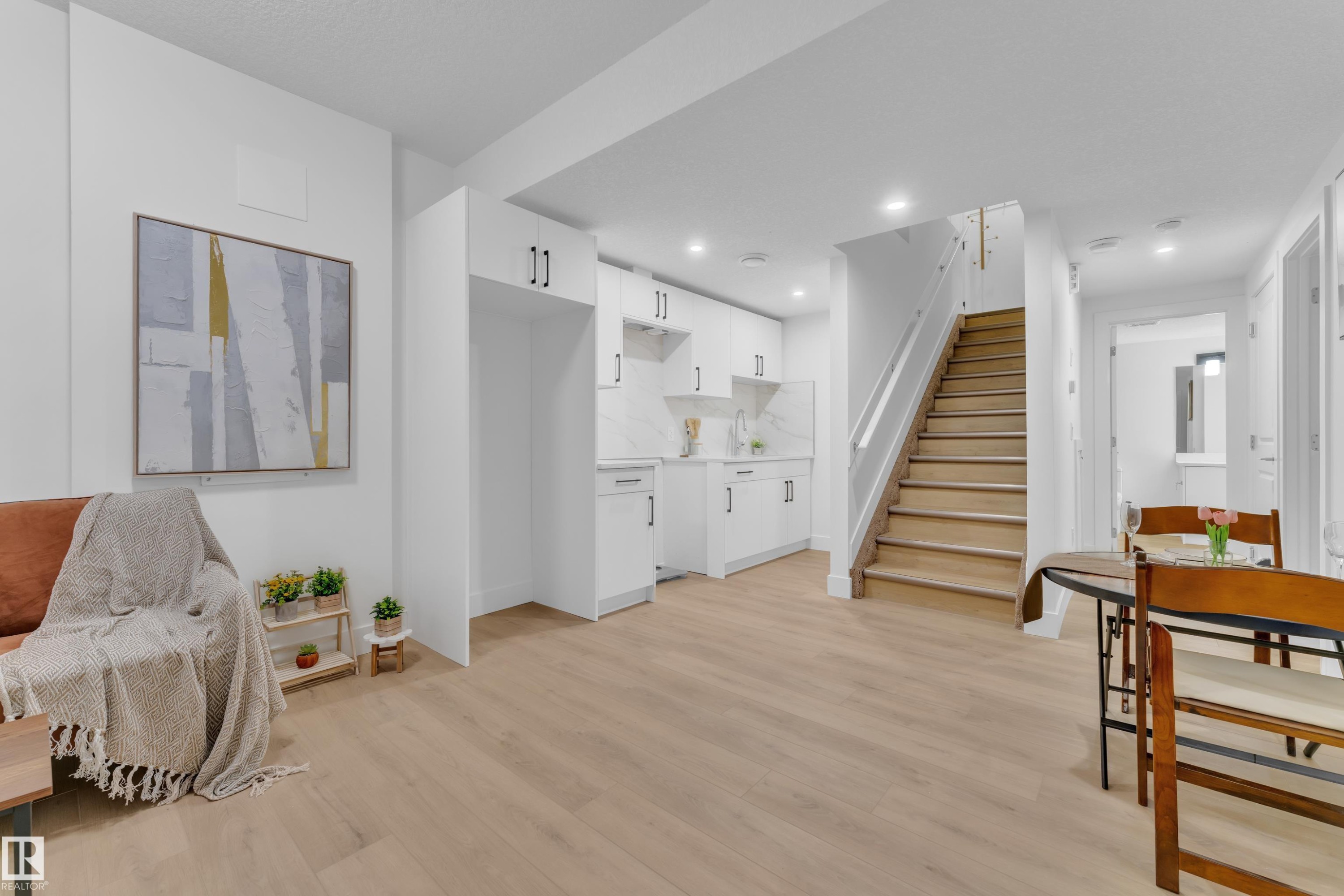 239 Linden Loop, Leduc, AB - Indoor