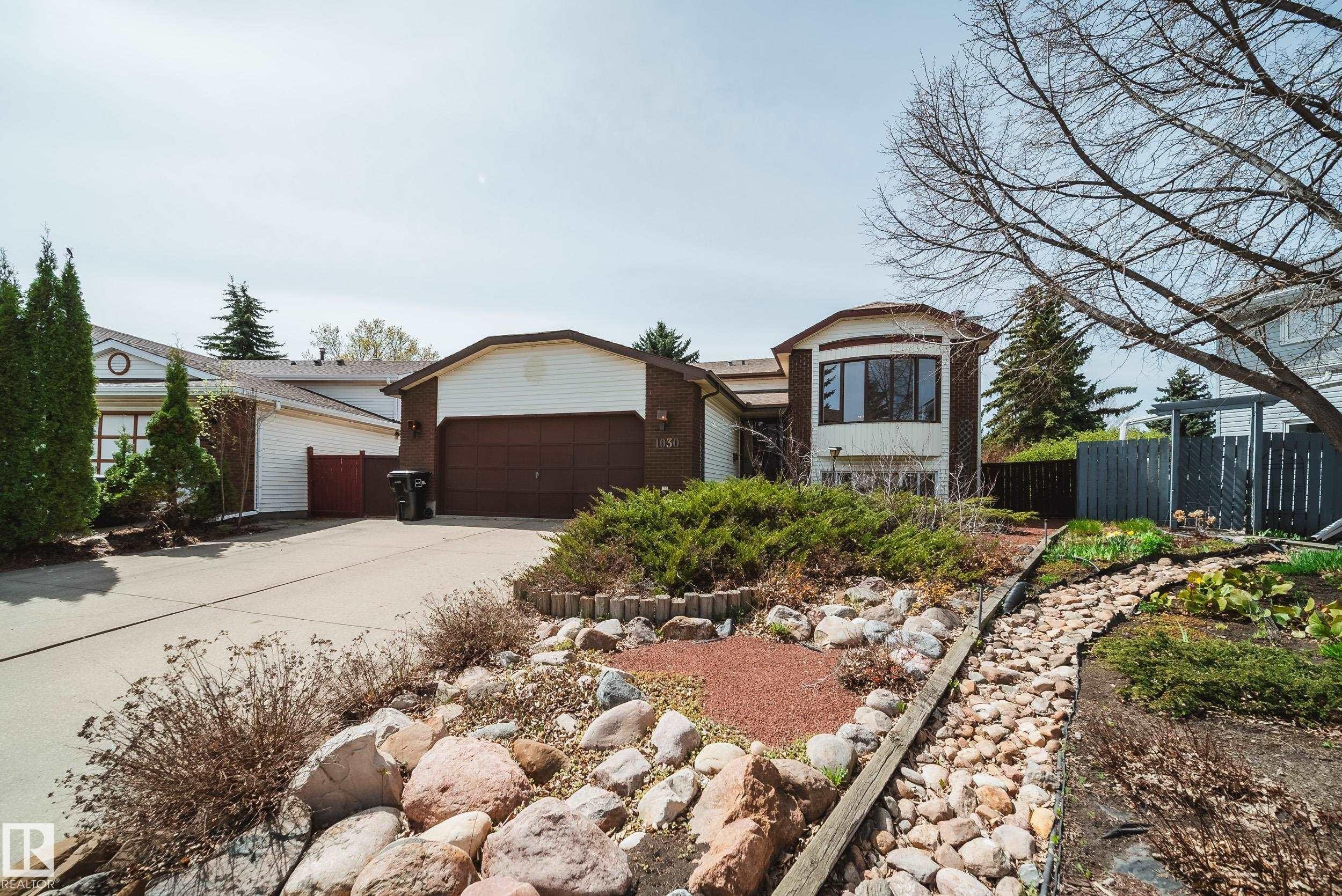 1030 106 Street, Edmonton, AB - Outdoor